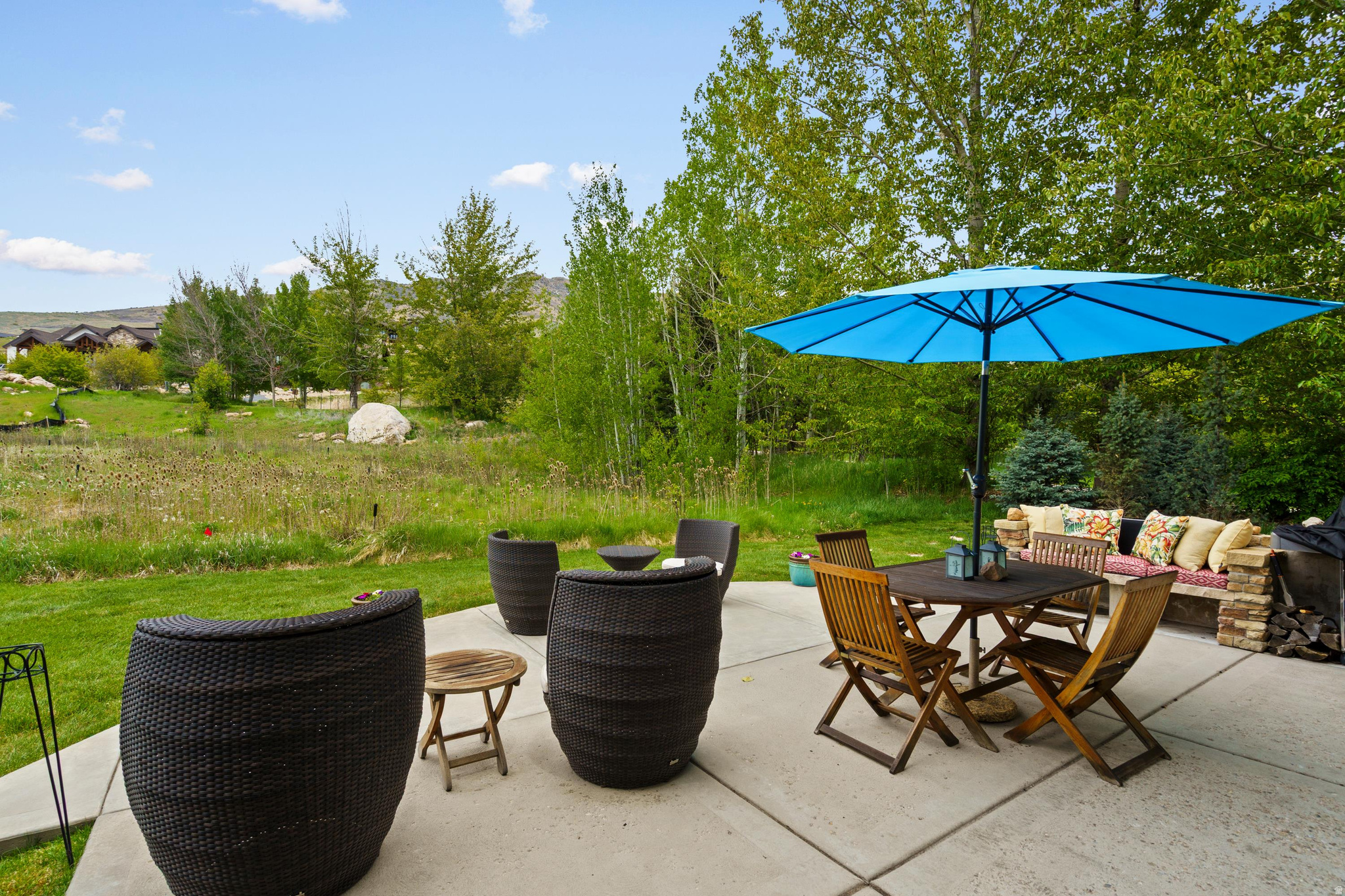 TRAPPERS RIDGE - Residential