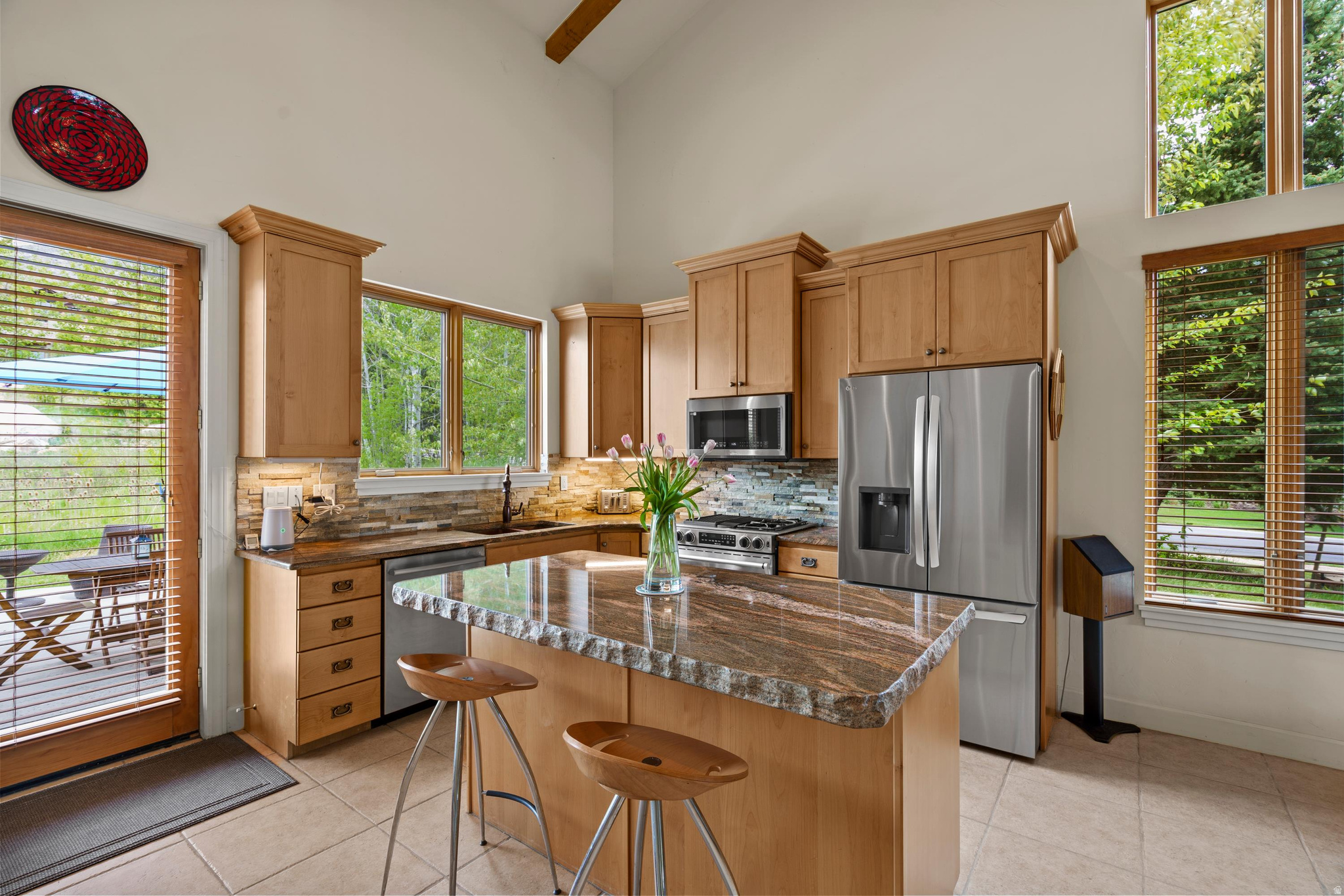 TRAPPERS RIDGE - Residential
