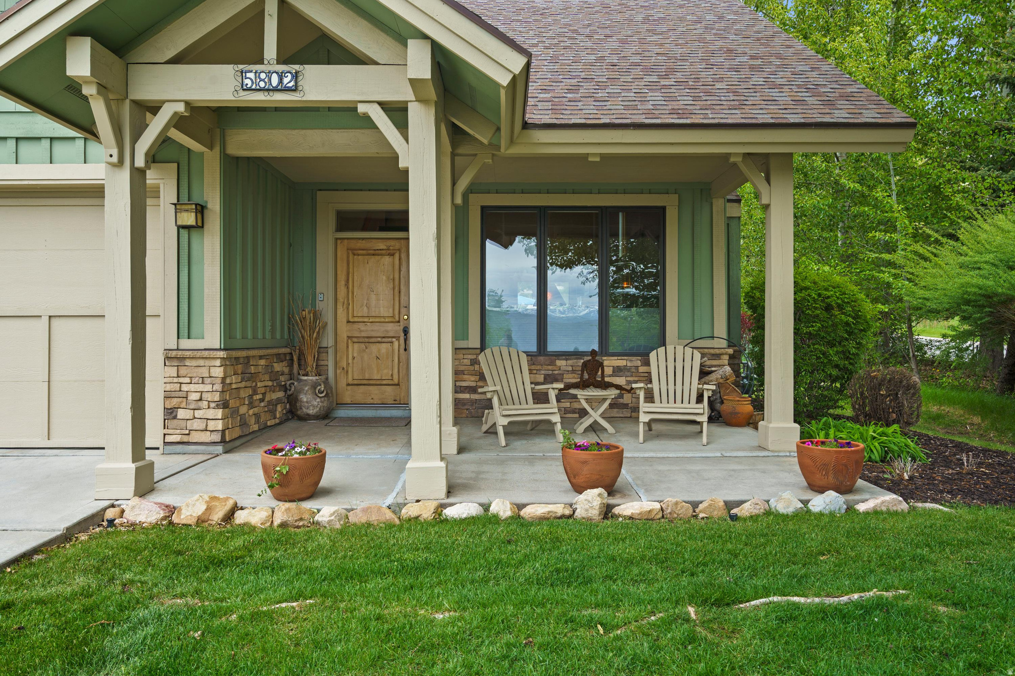 TRAPPERS RIDGE - Residential
