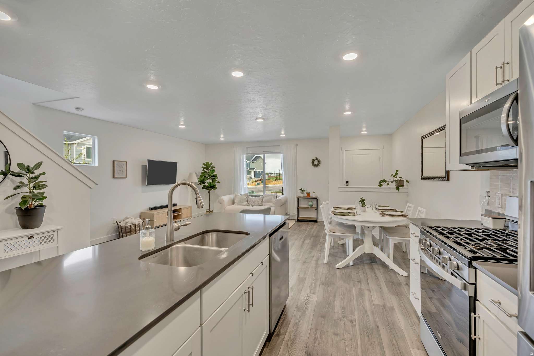 COLD SPRINGS RANCH - Residential