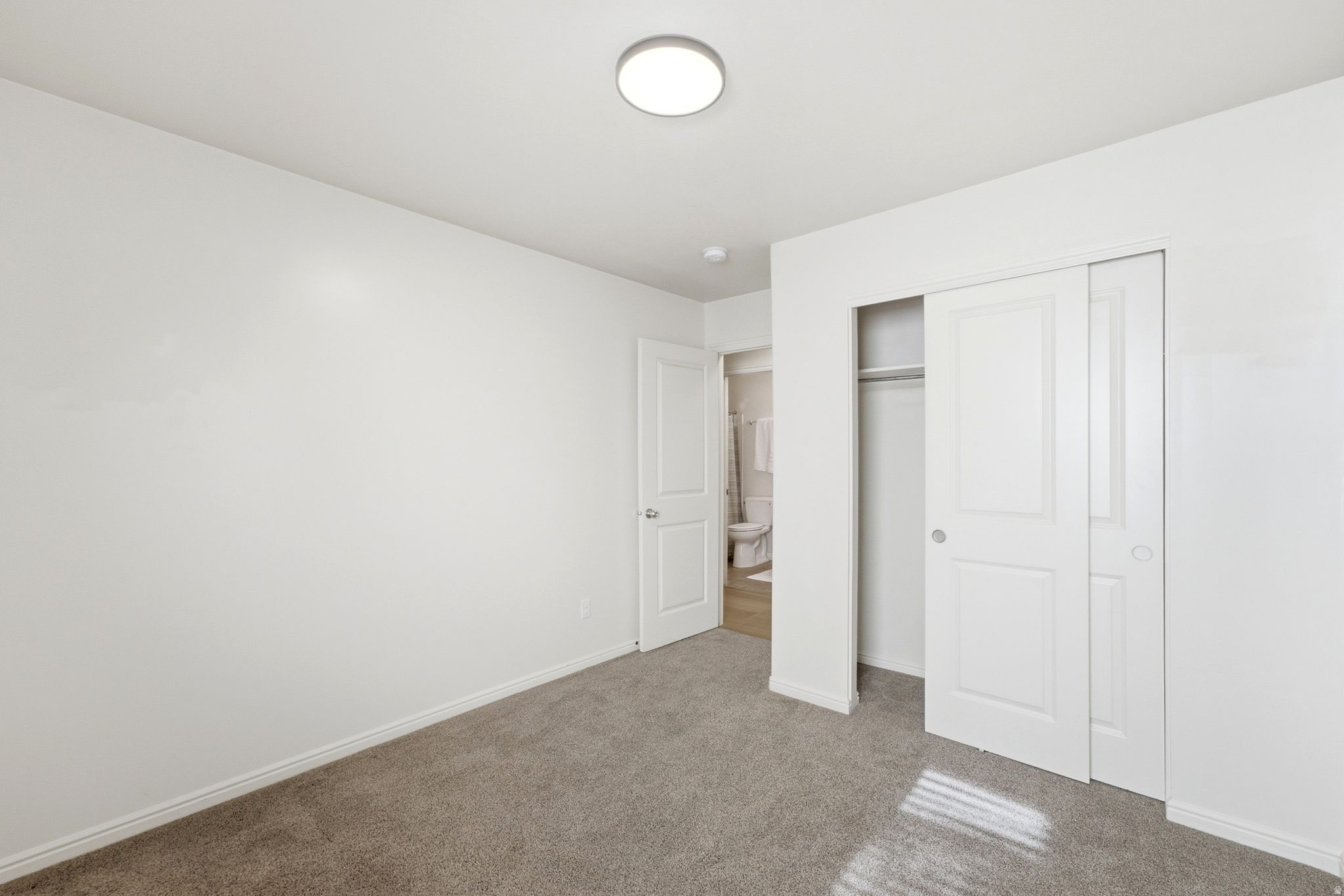 EAGLES GATE - Residential