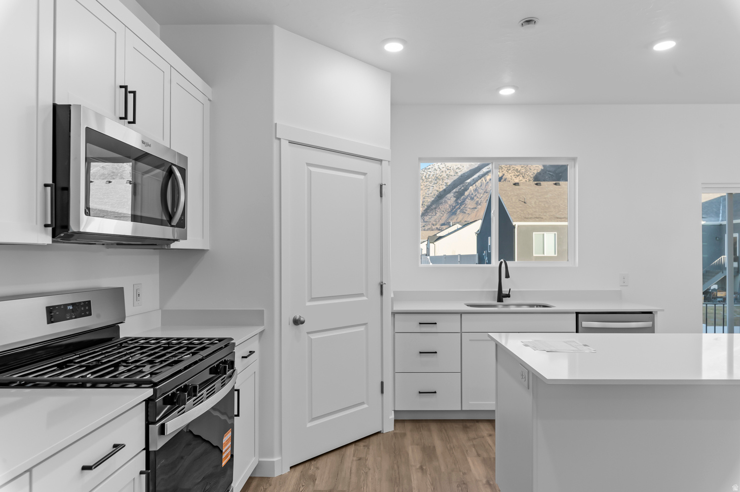 VIRIDIAN - Residential