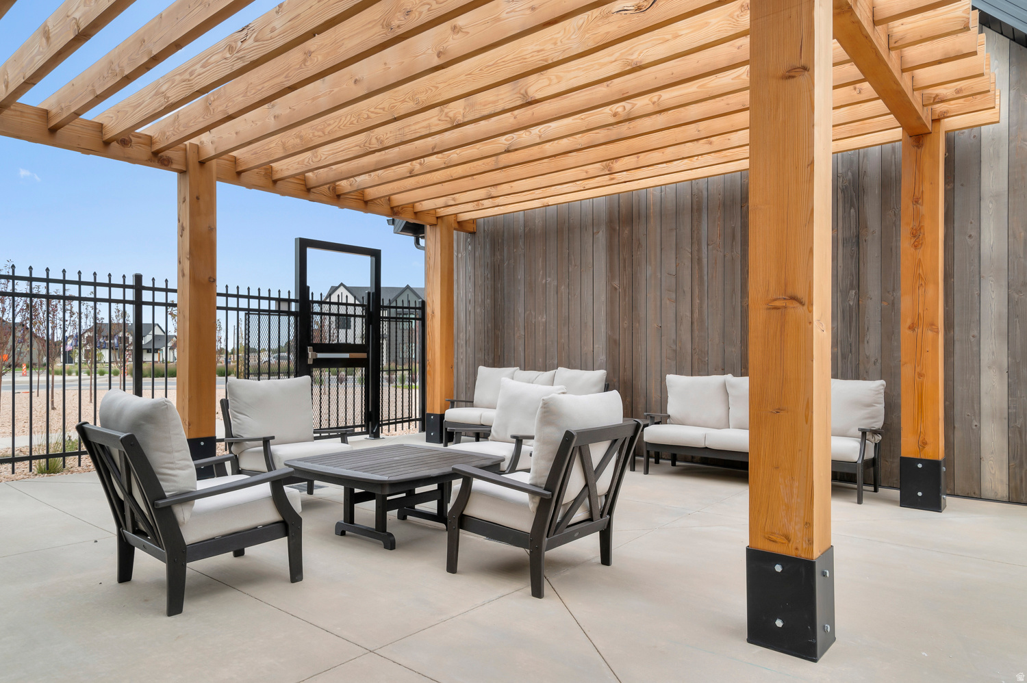 VIRIDIAN - Residential
