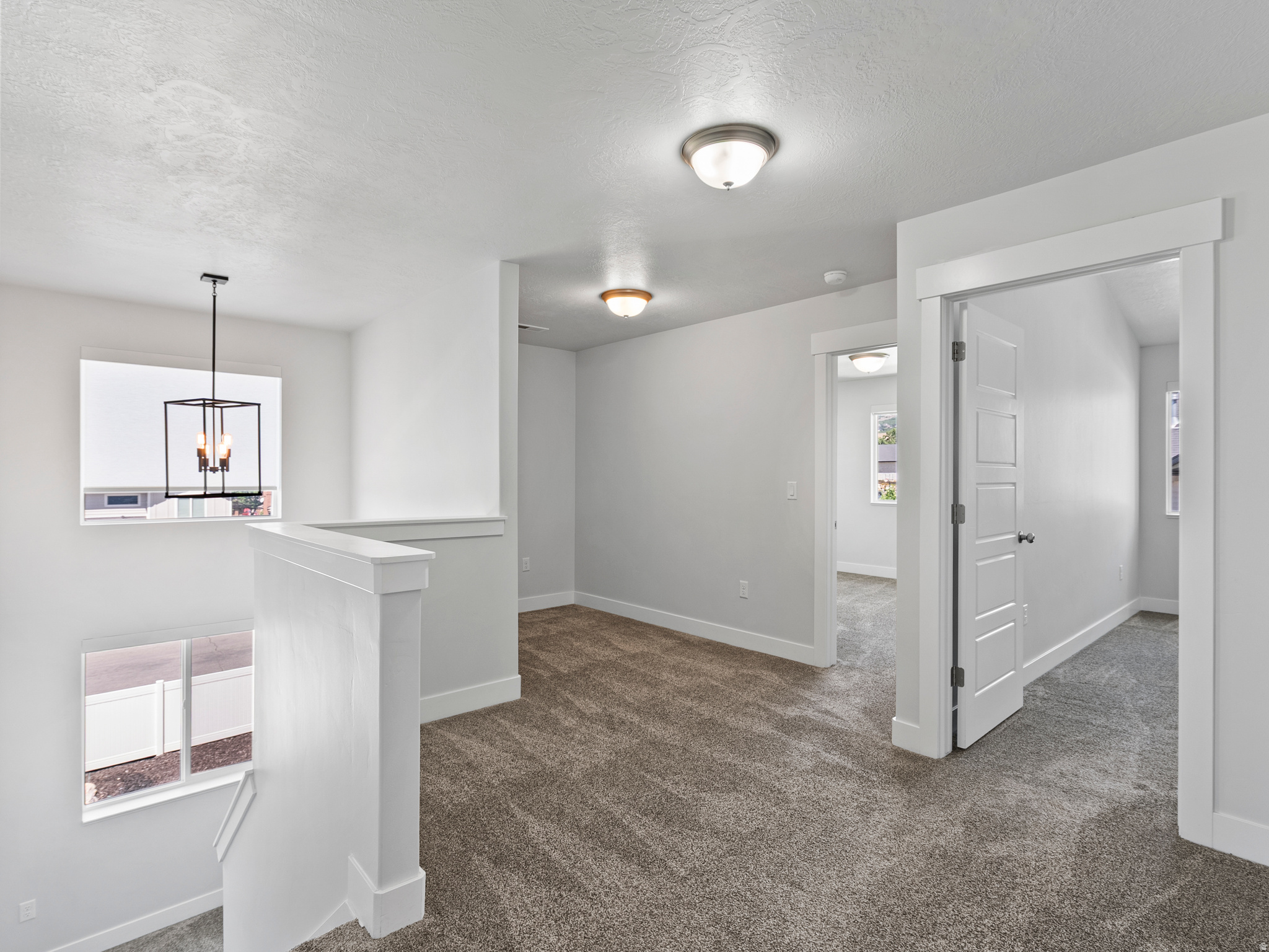 HALL TREE - Residential