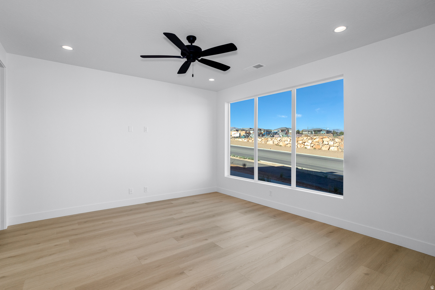 BECCO CREEK TOWNHOMES AT DIVARIO - Residential