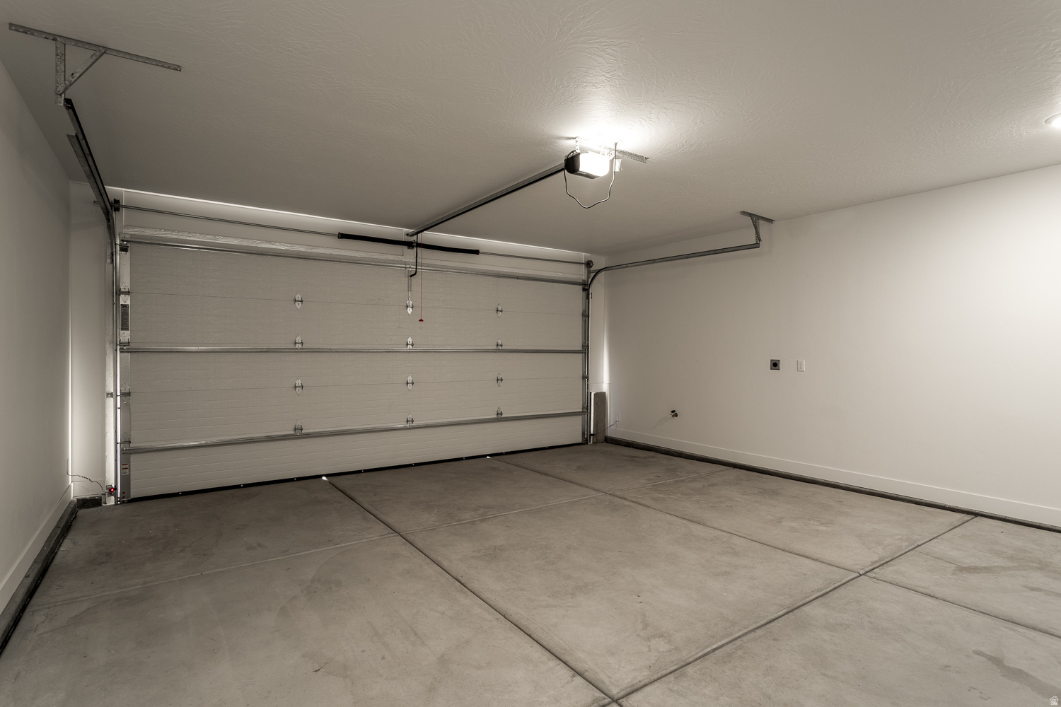 BECCO CREEK TOWNHOMES AT DIVARIO - Residential