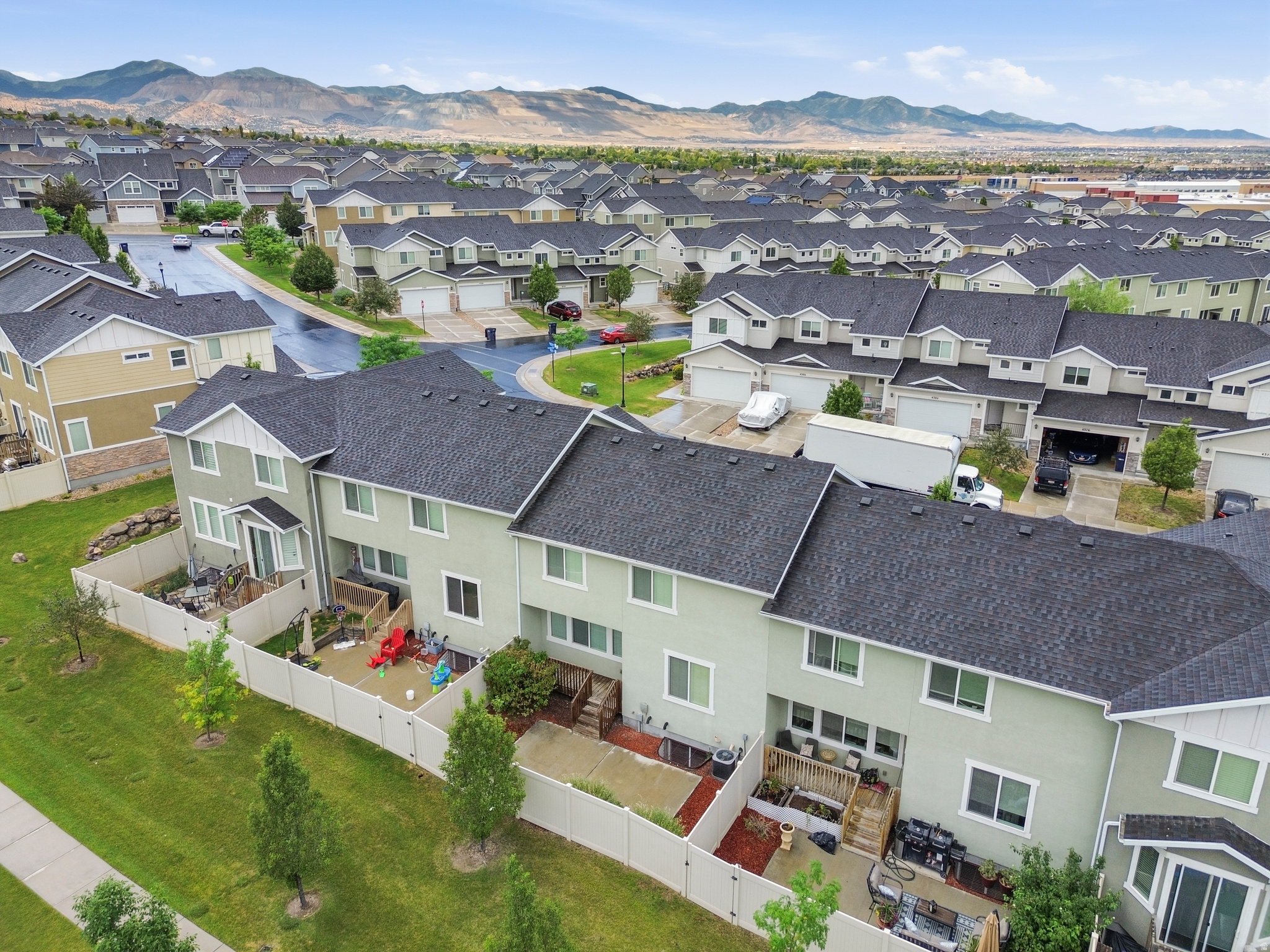 MEADOW VIEW - Residential