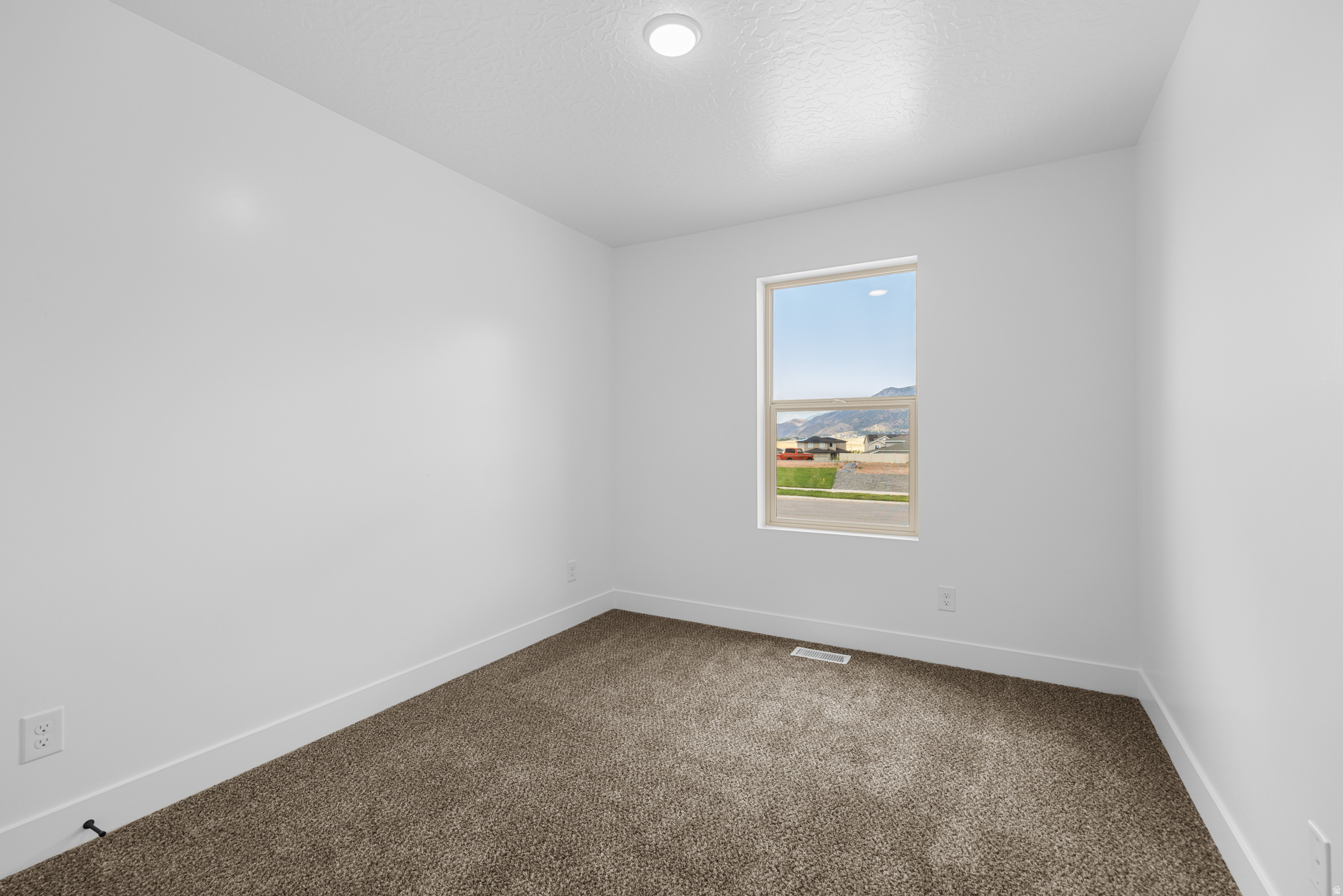 SUMMIT RIDGE THE HILLS - Residential