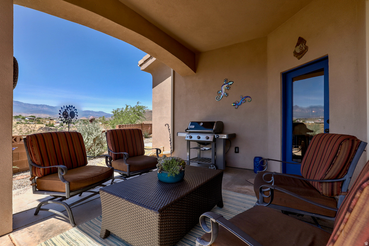 VINTAGE PARK MESA - Residential