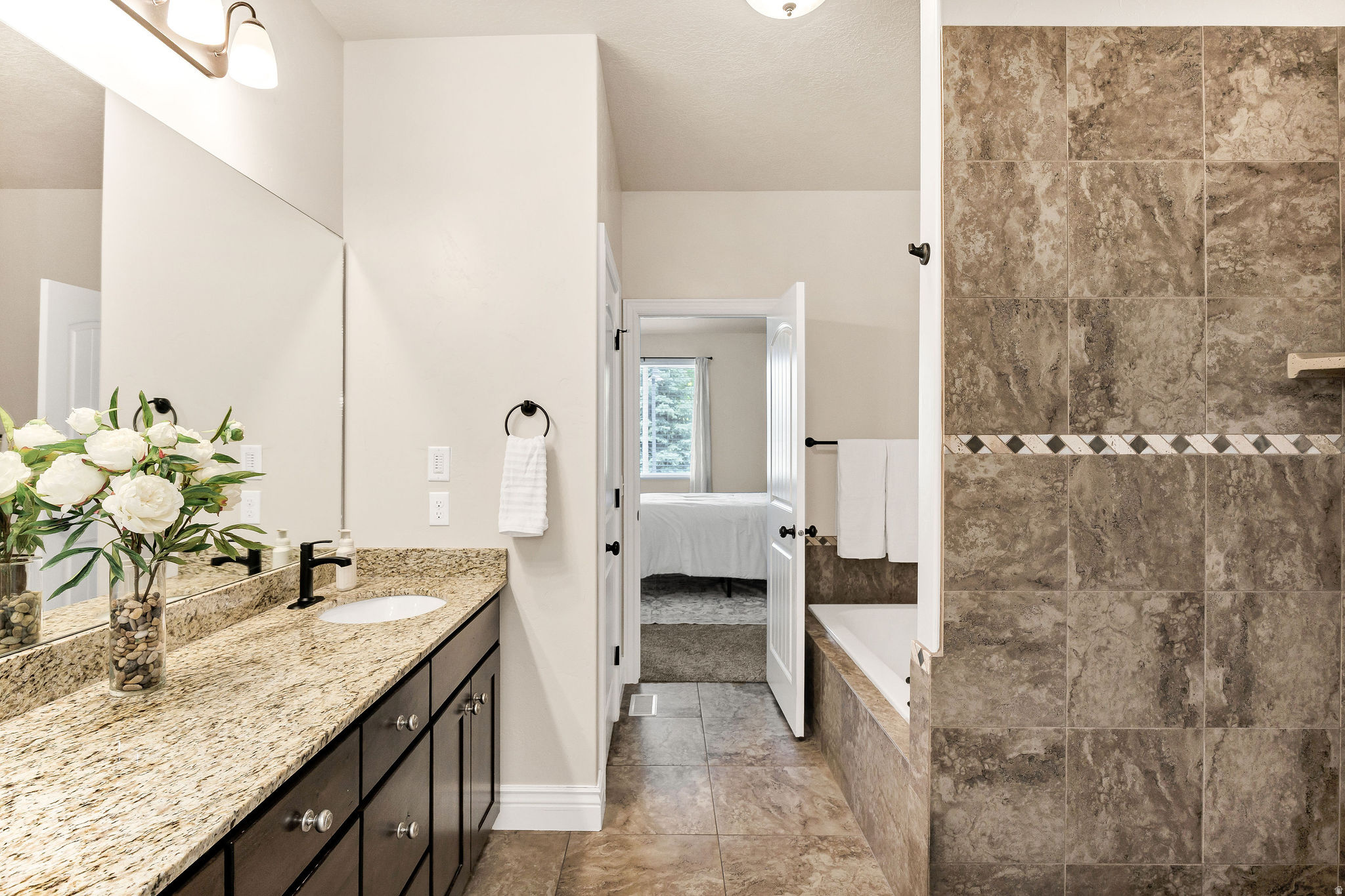 STONE HAVEN - Residential