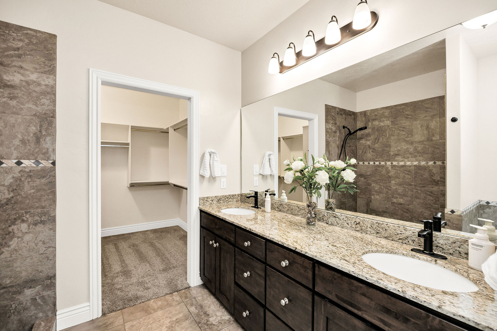 STONE HAVEN - Residential