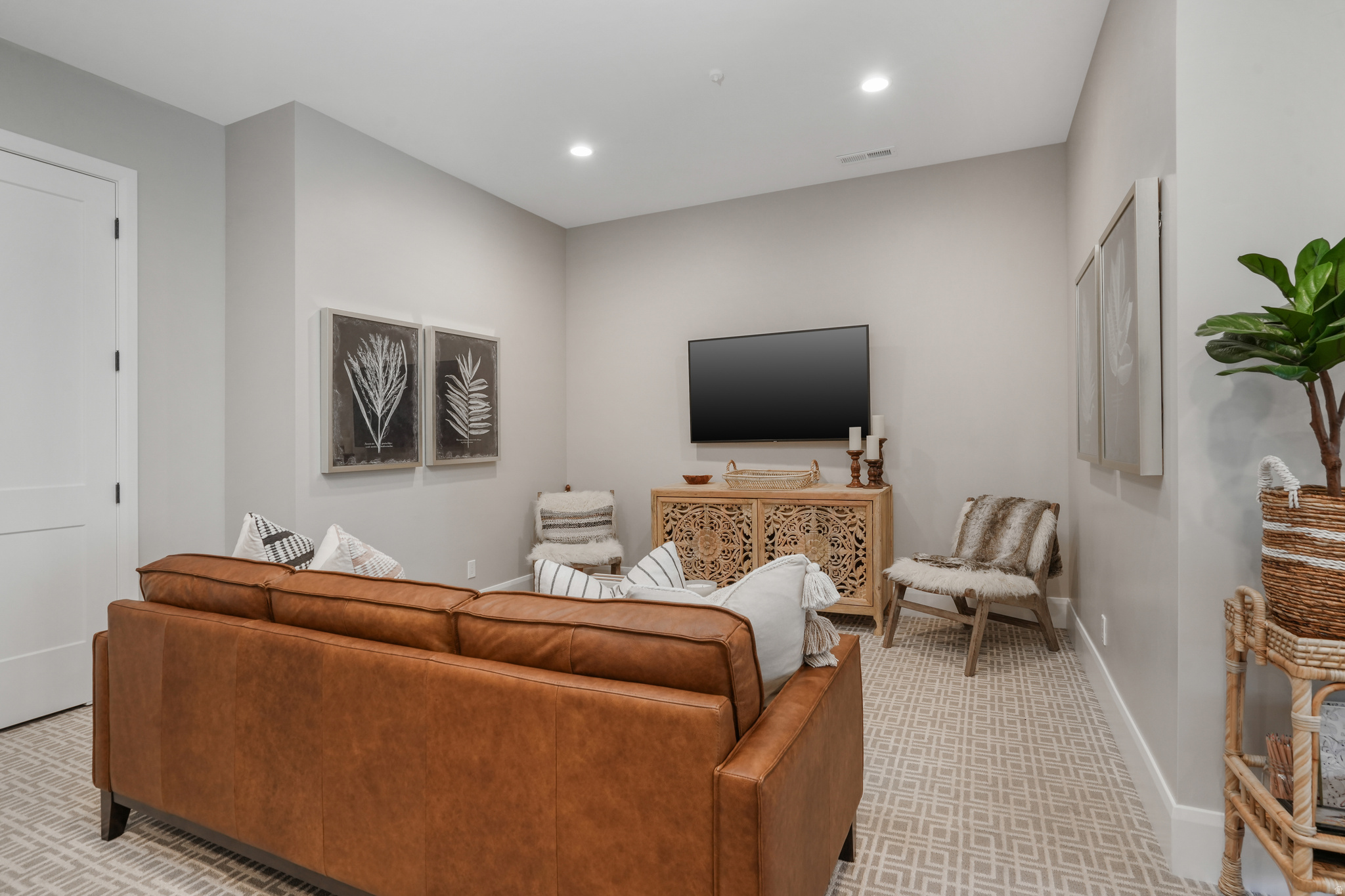RED LEDGES - Residential