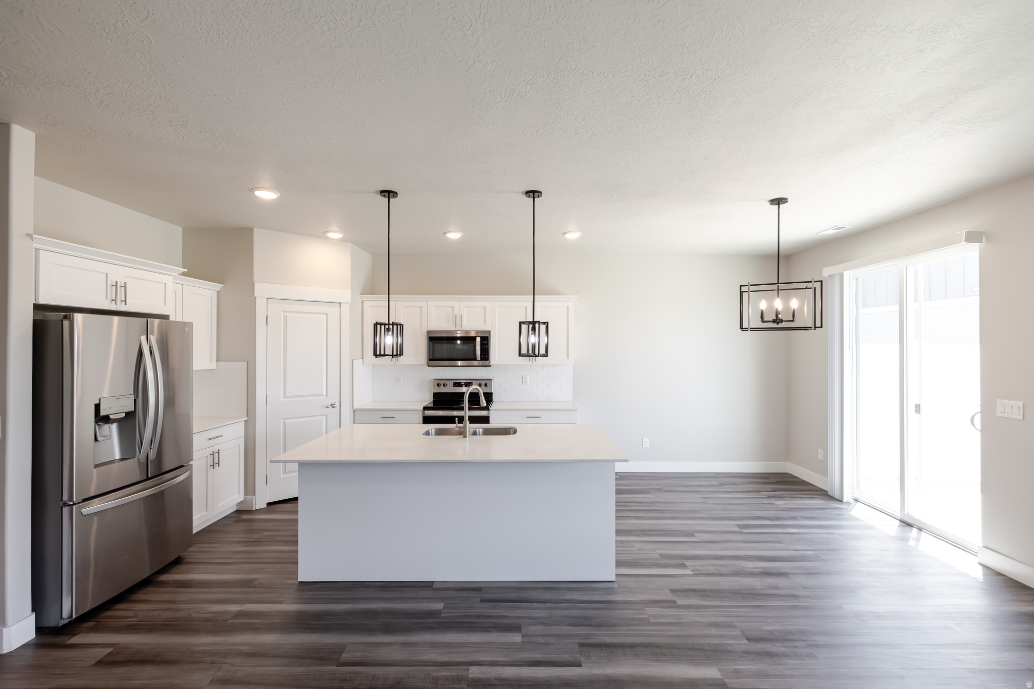 LAKEVIEW - Residential
