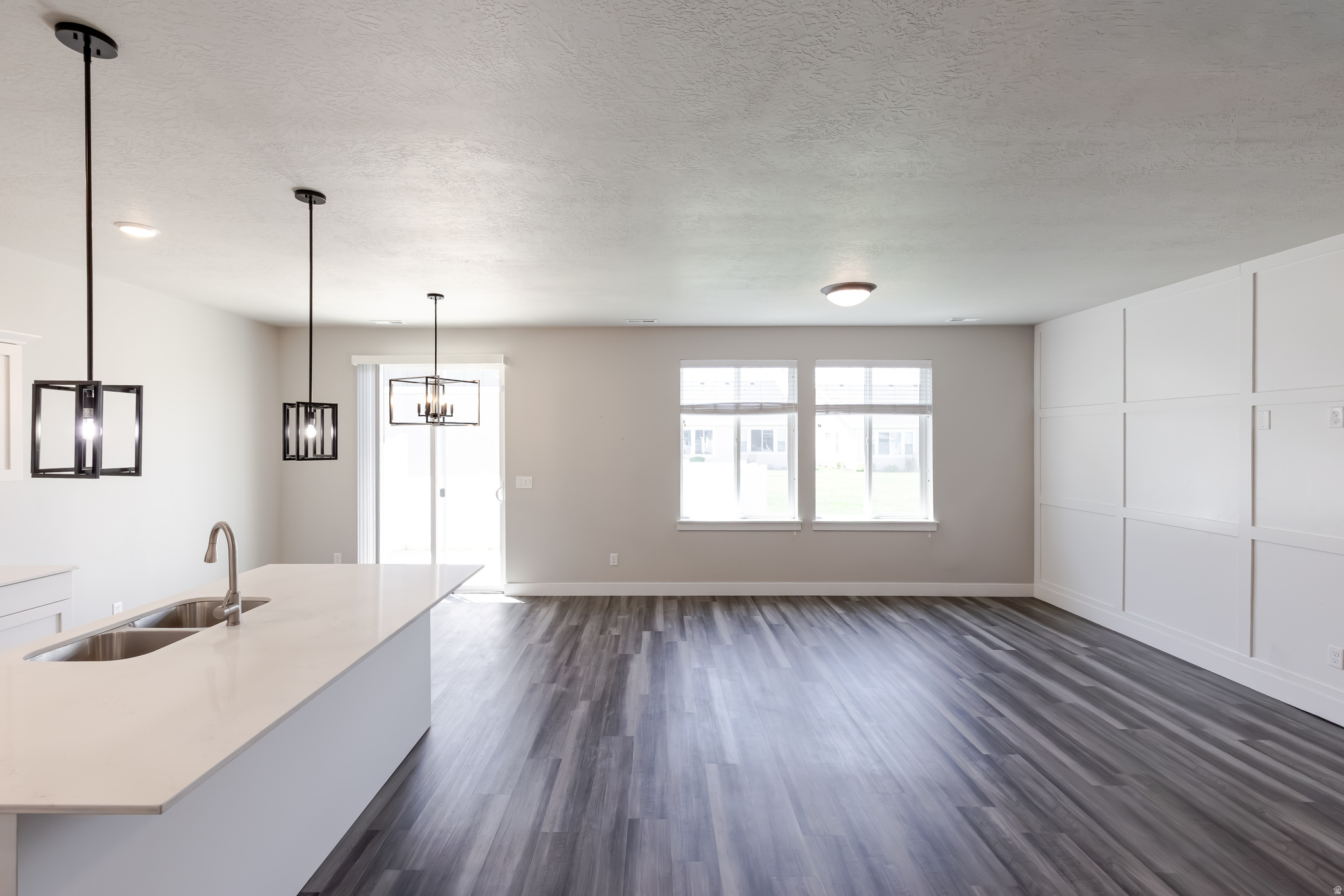 LAKEVIEW - Residential