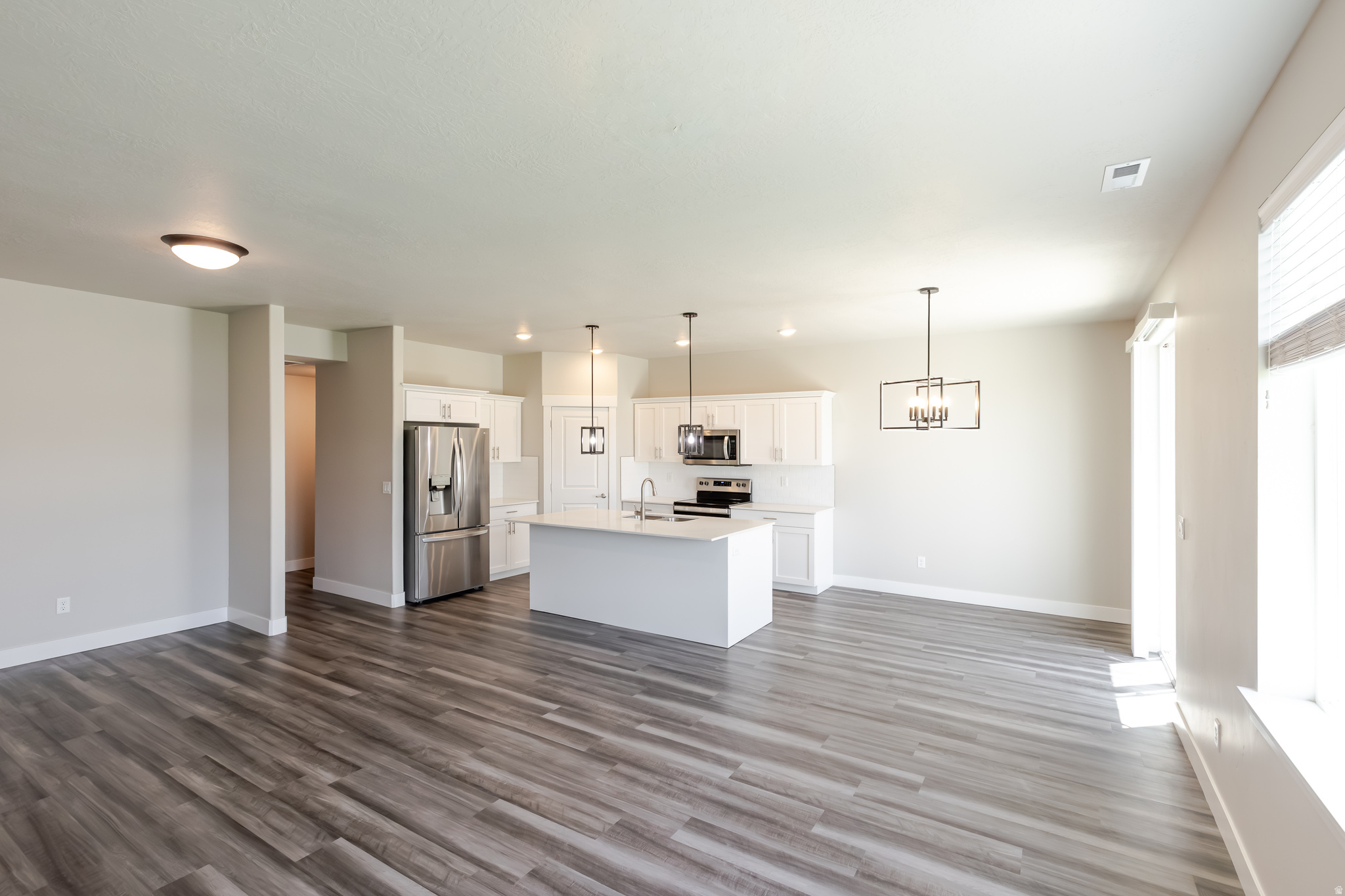 LAKEVIEW - Residential