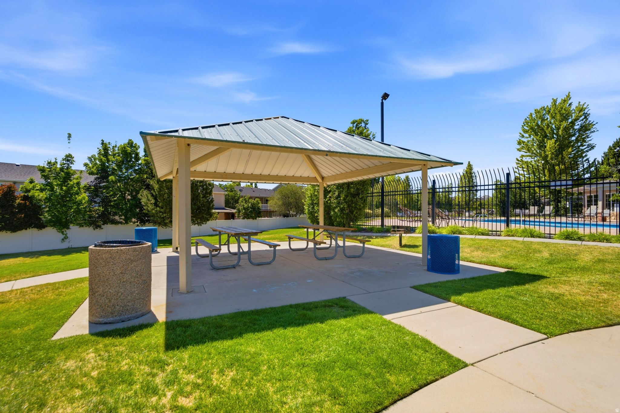 OQUIRRH PARK - Residential