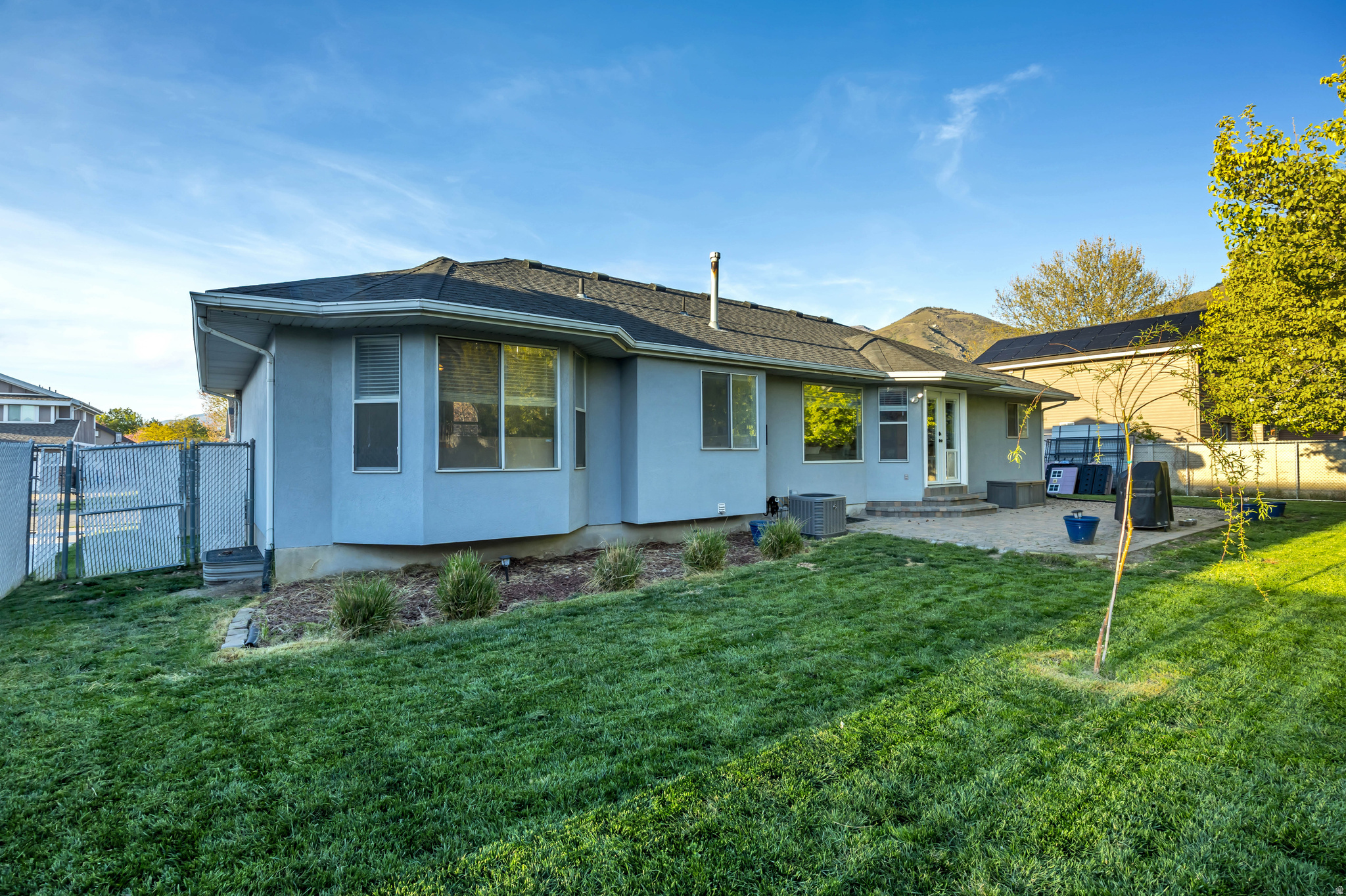 MEADOWLANDS - Residential