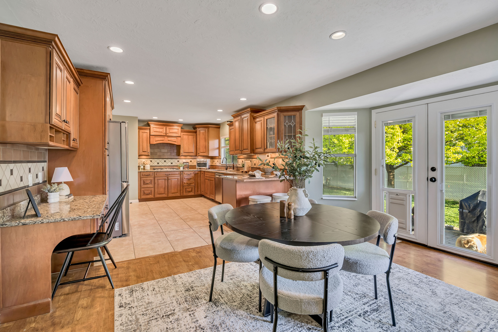 MEADOWLANDS - Residential