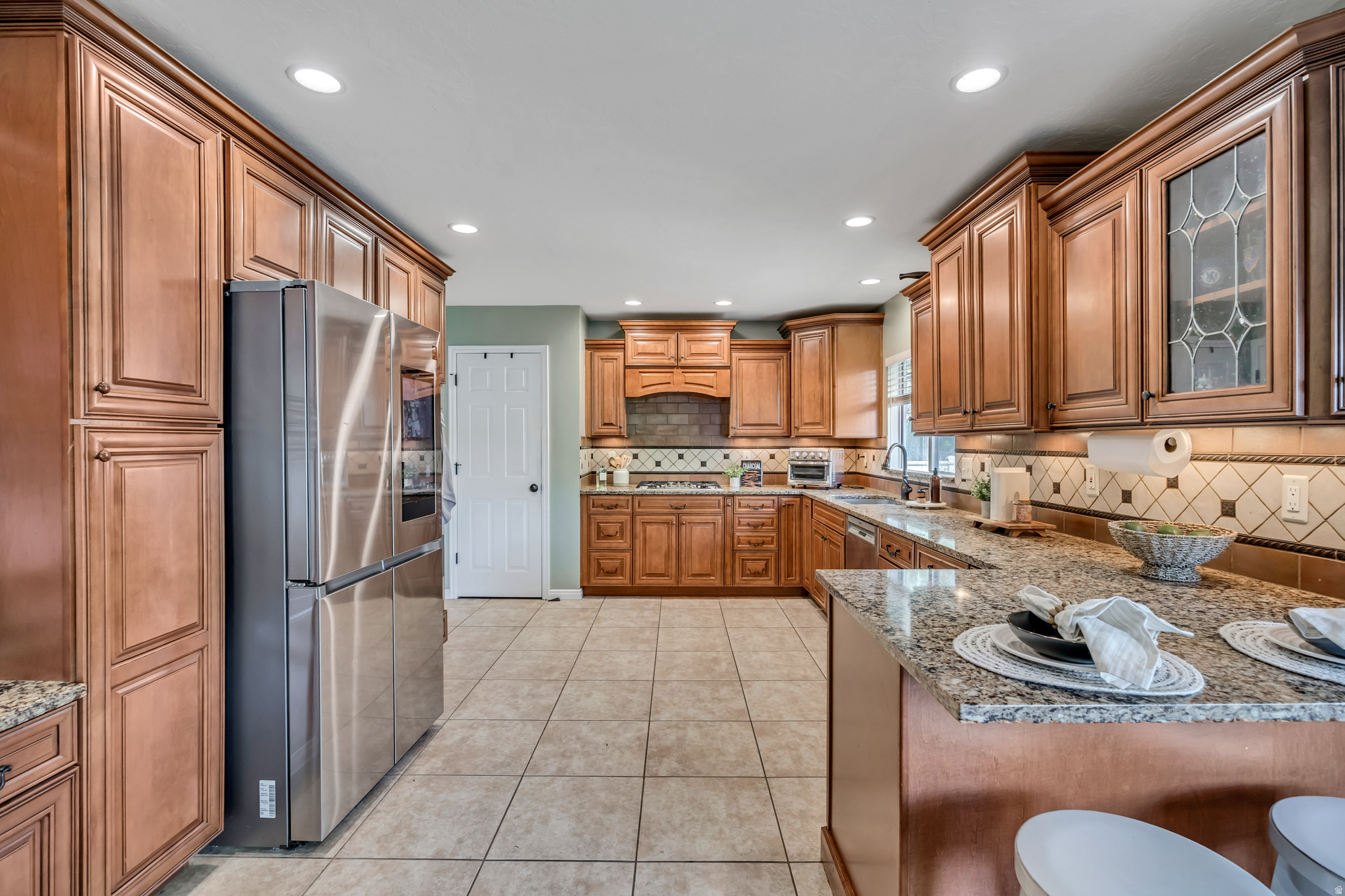 MEADOWLANDS - Residential