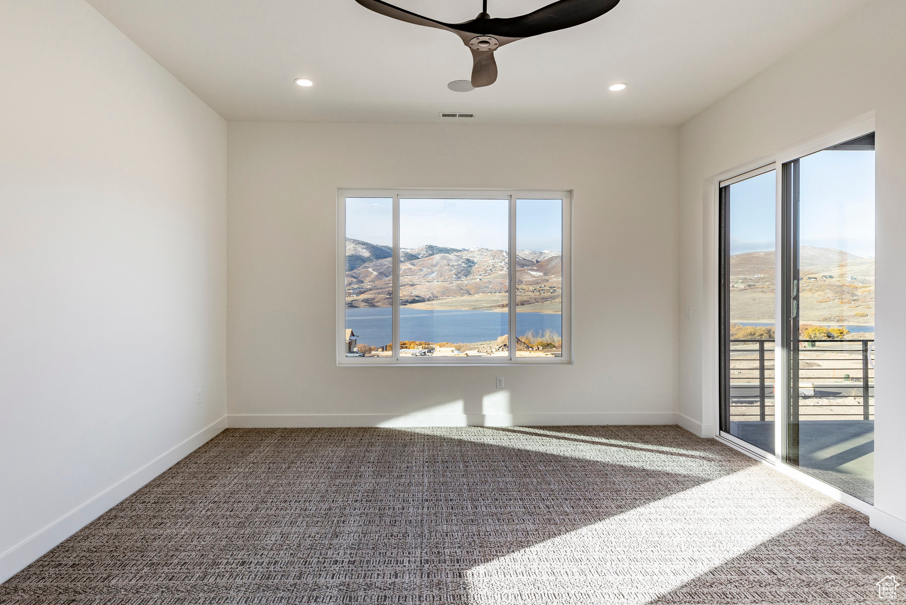 LAKEVIEW ESTATES - Residential