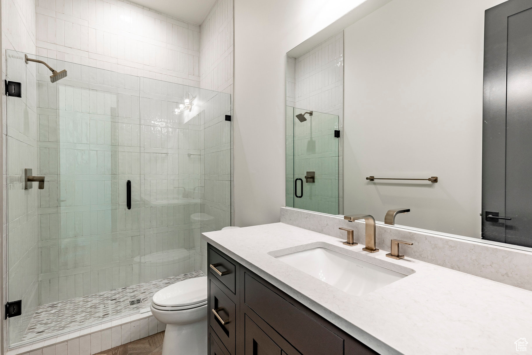LAKEVIEW ESTATES - Residential