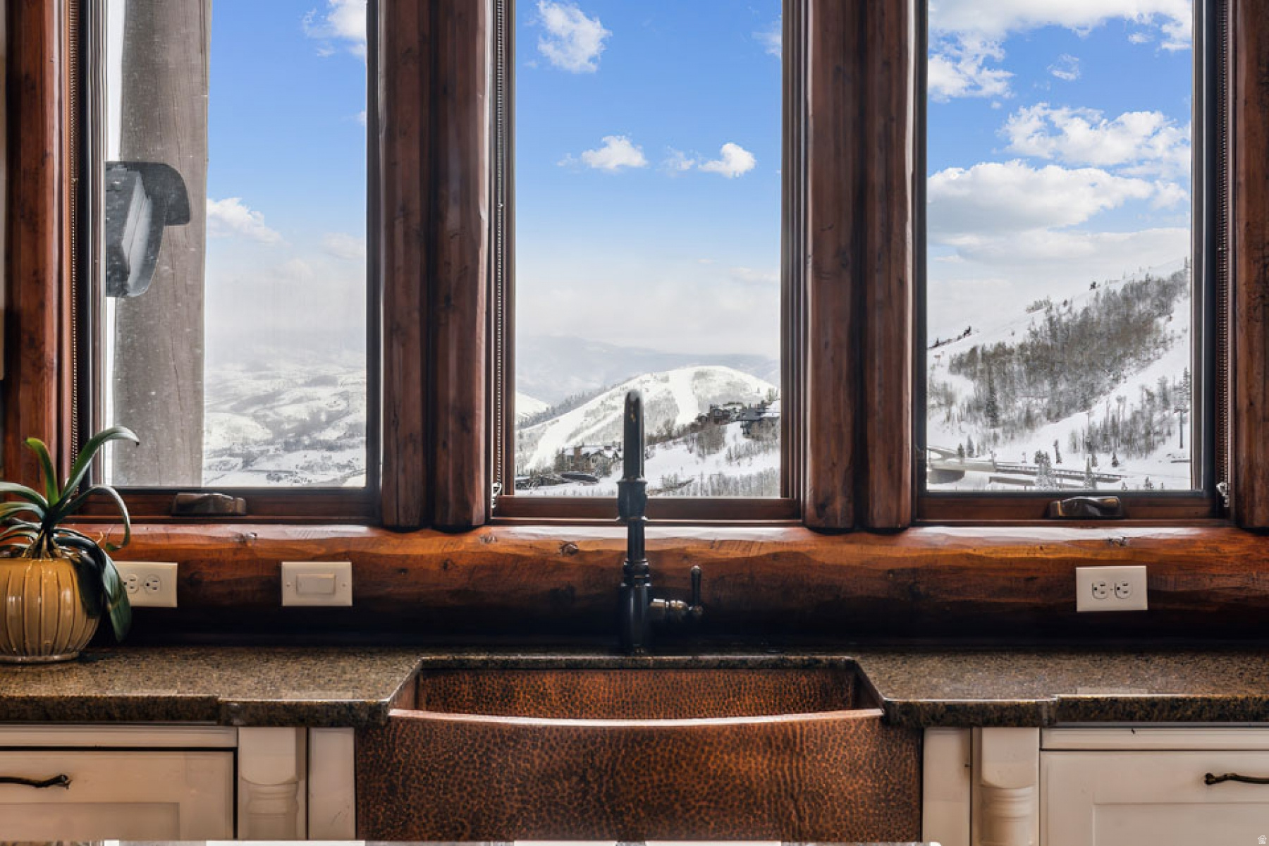 SNOW TOP - Residential