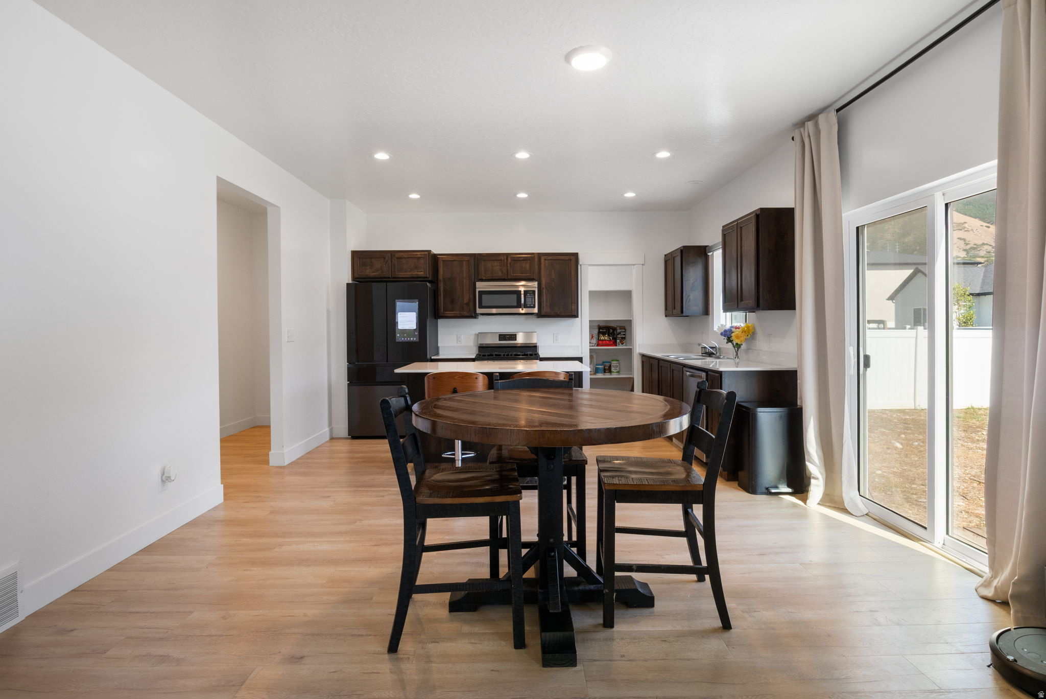 MAPLETON VILLAGE SUBDIVISION PLAT A - Residential