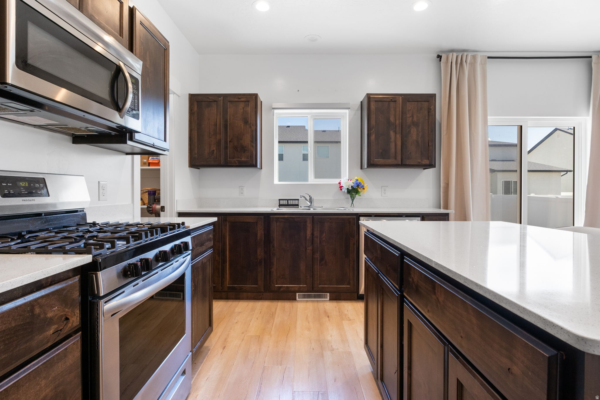 MAPLETON VILLAGE SUBDIVISION PLAT A - Residential