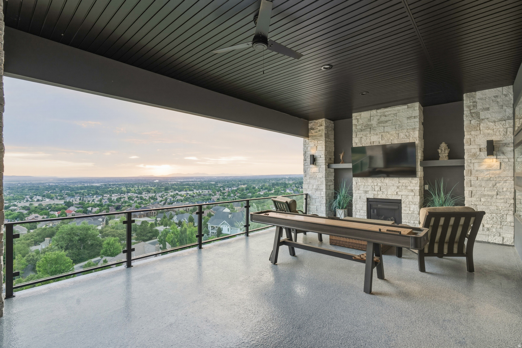 DEER CREST AT HIDDEN SPRINGS - Residential