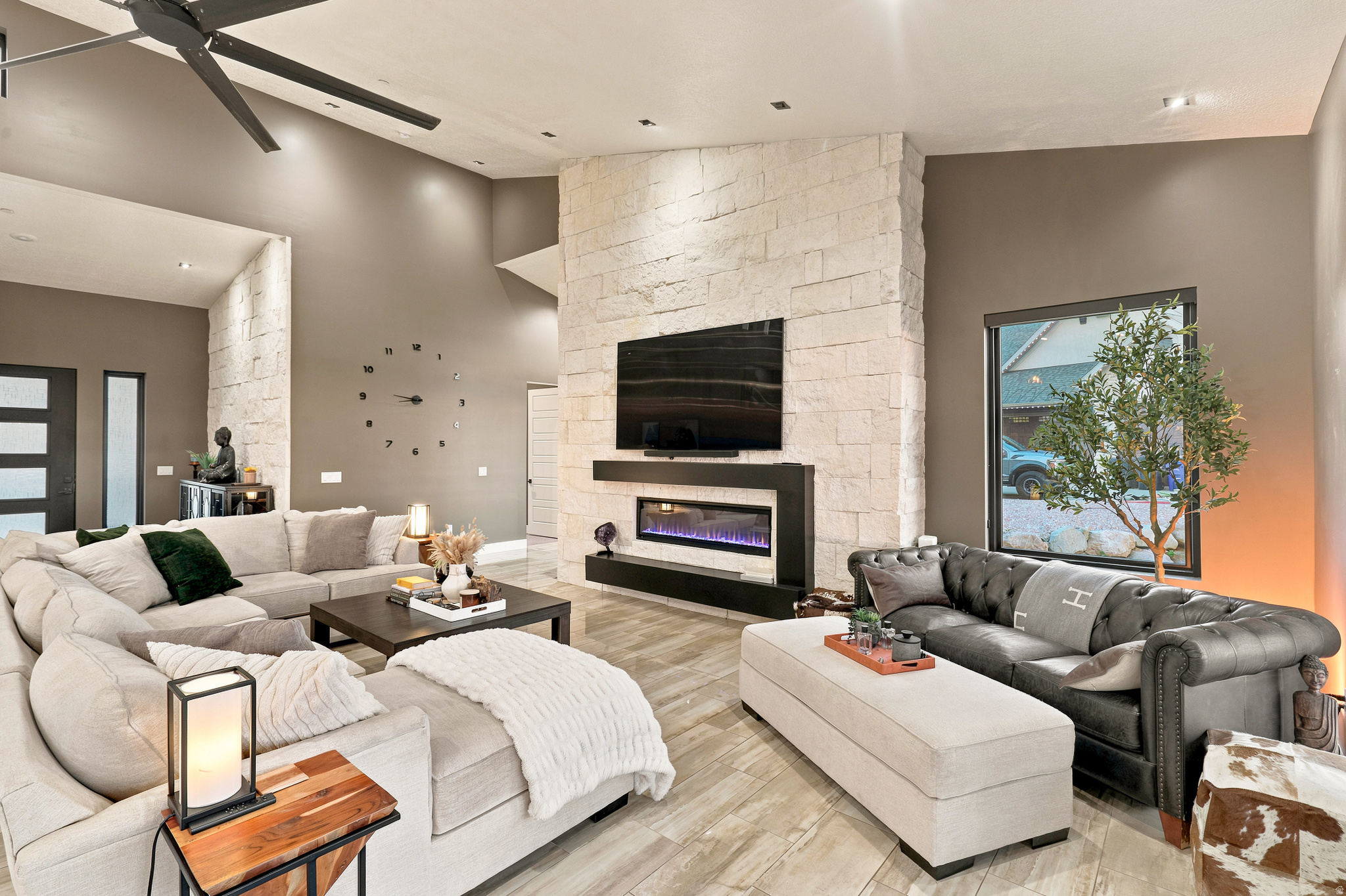 DEER CREST AT HIDDEN SPRINGS - Residential