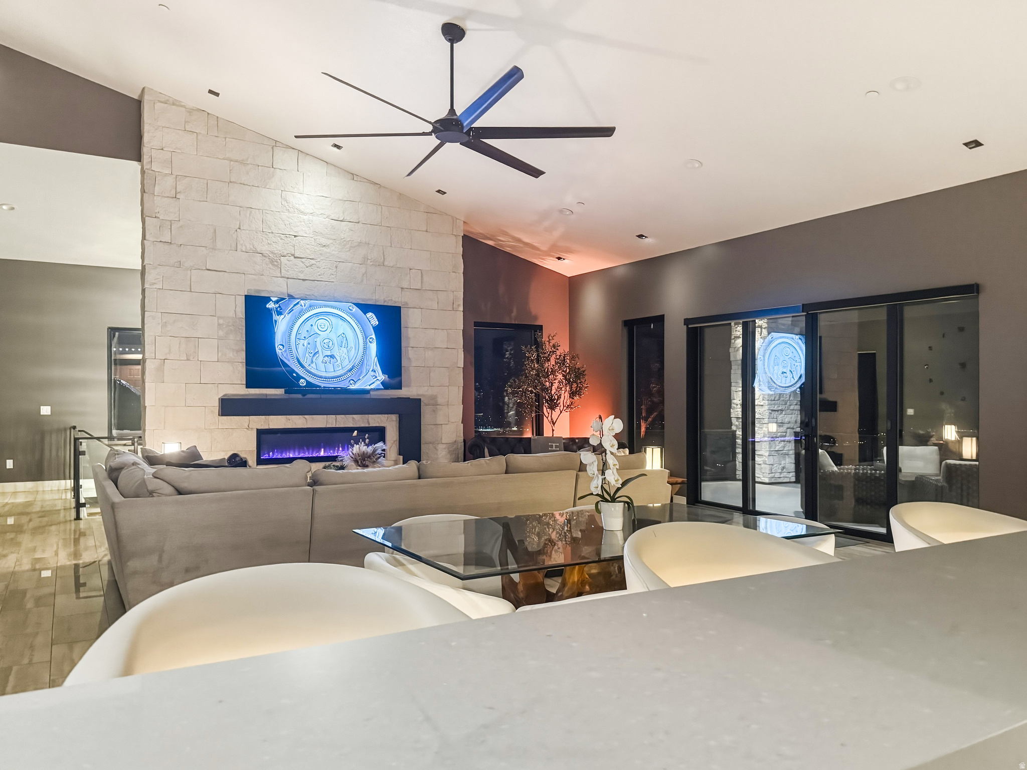 DEER CREST AT HIDDEN SPRINGS - Residential