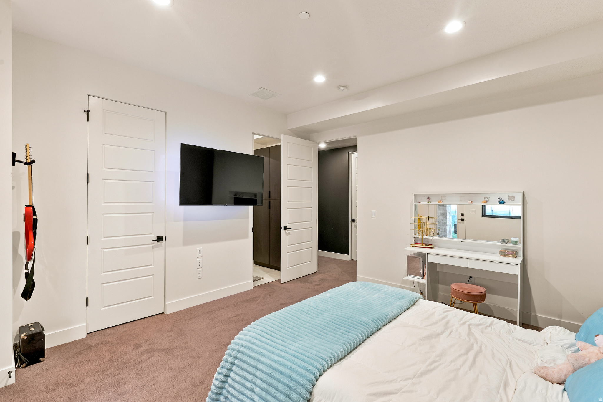 DEER CREST AT HIDDEN SPRINGS - Residential