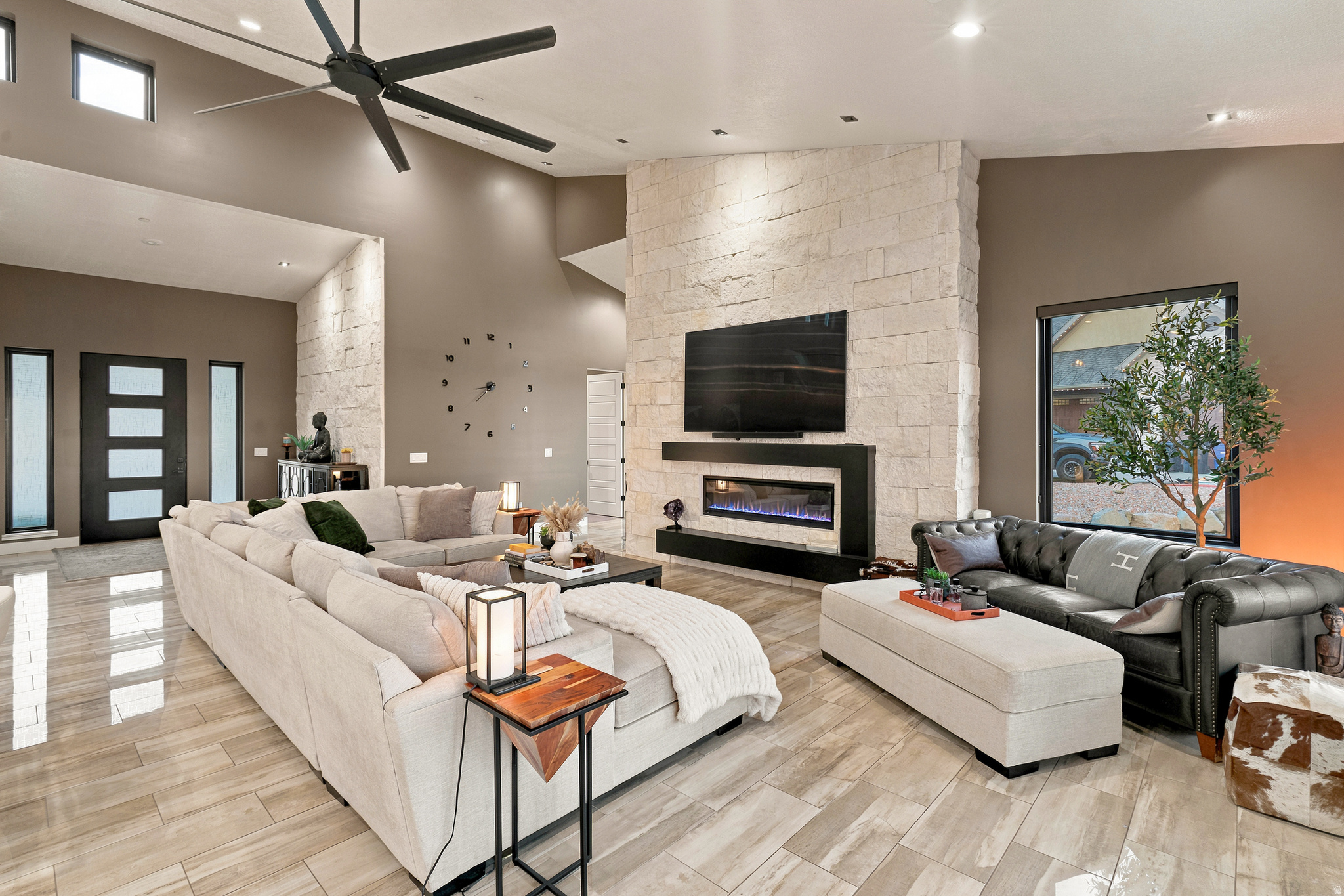 DEER CREST AT HIDDEN SPRINGS - Residential