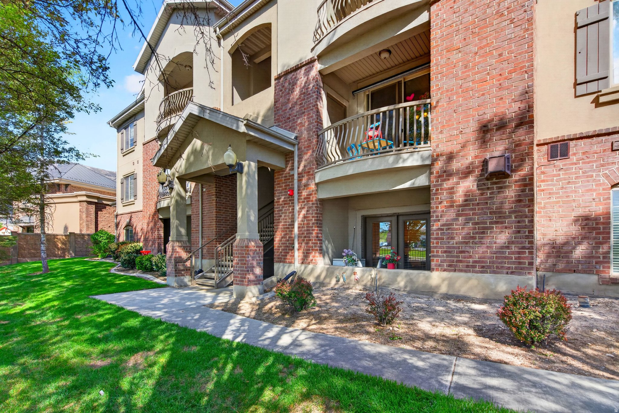 TOWN CENTER CONDO - Residential