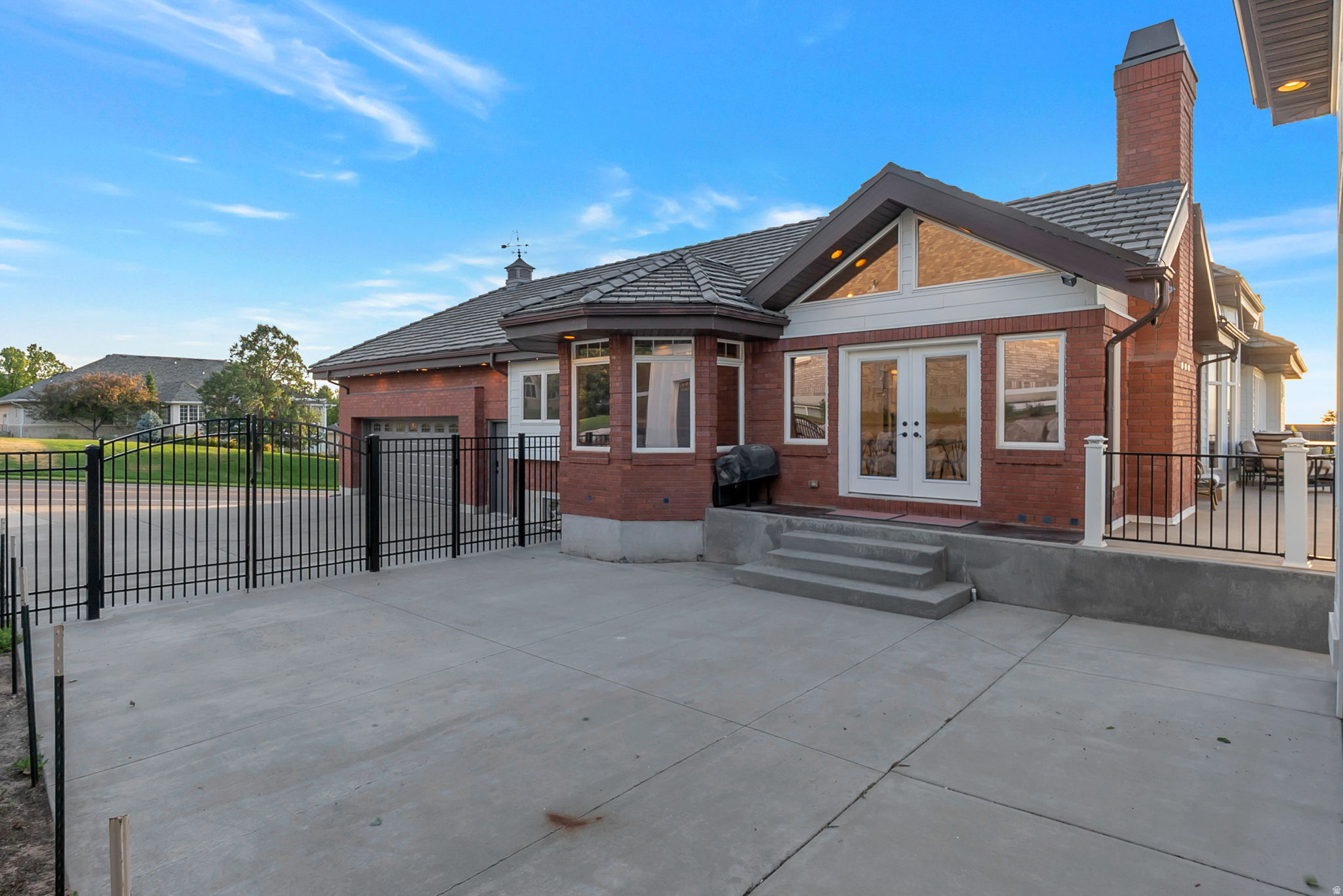 EAGLEWOOD ESTATES - Residential