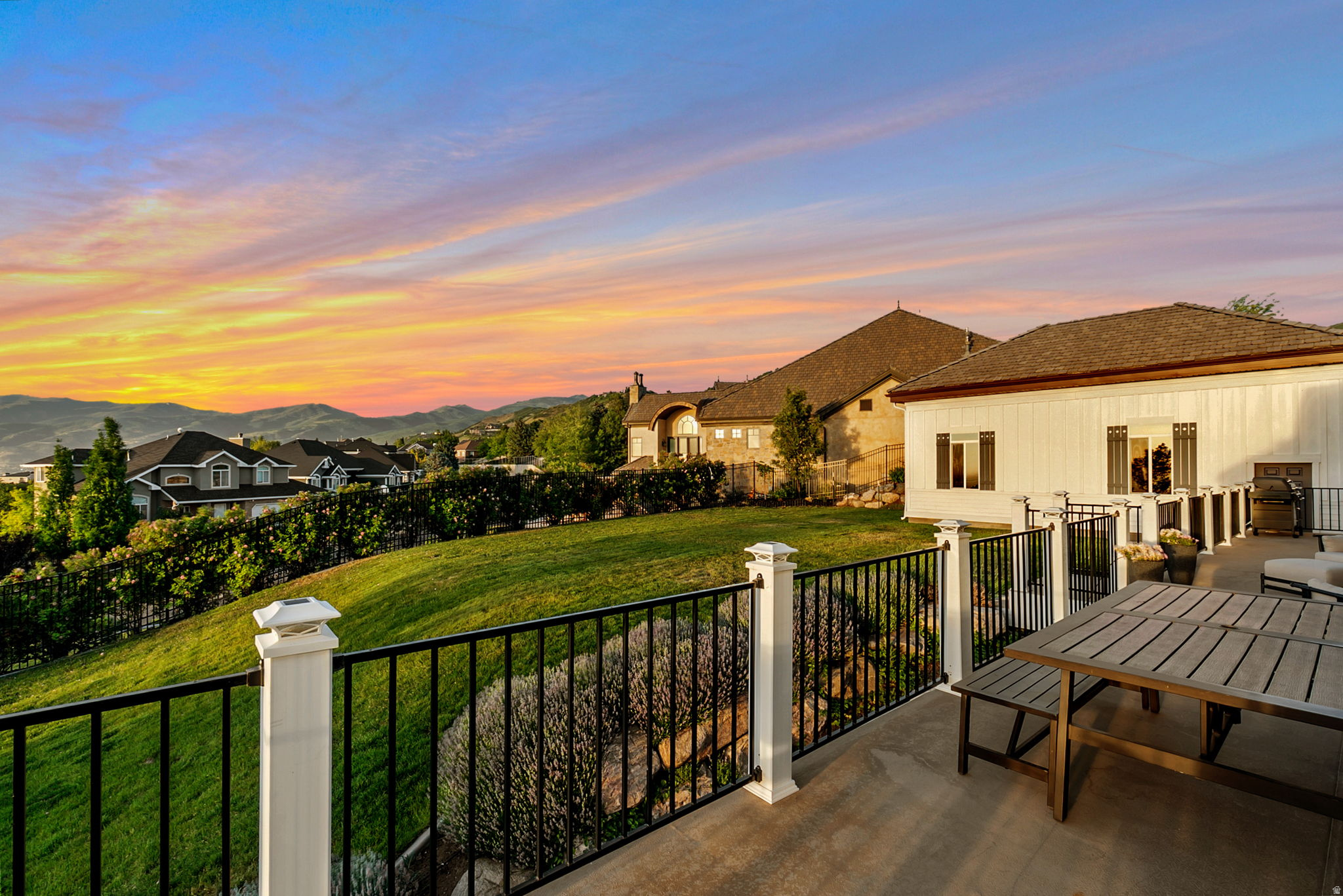 EAGLEWOOD ESTATES - Residential