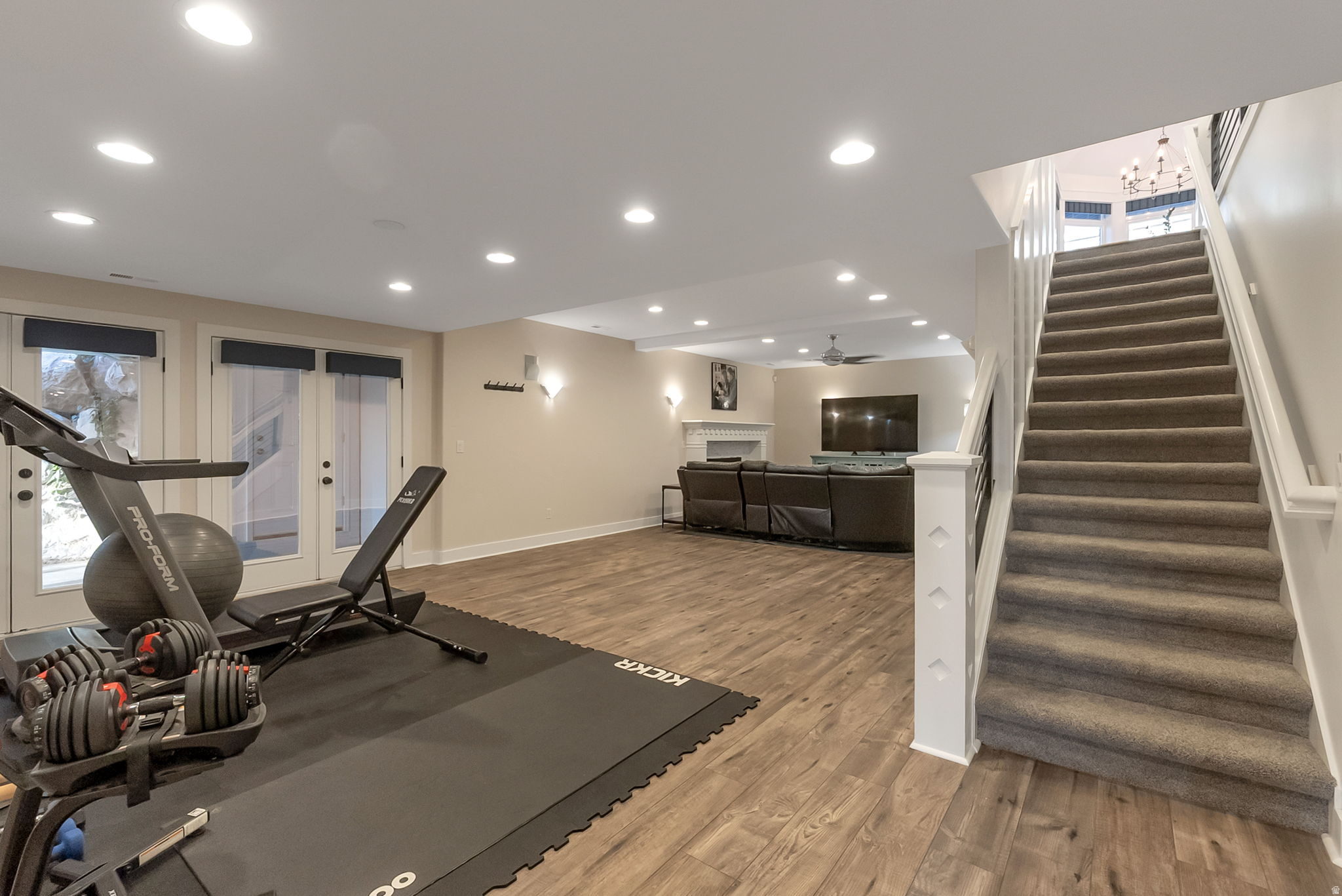 EAGLEWOOD ESTATES - Residential