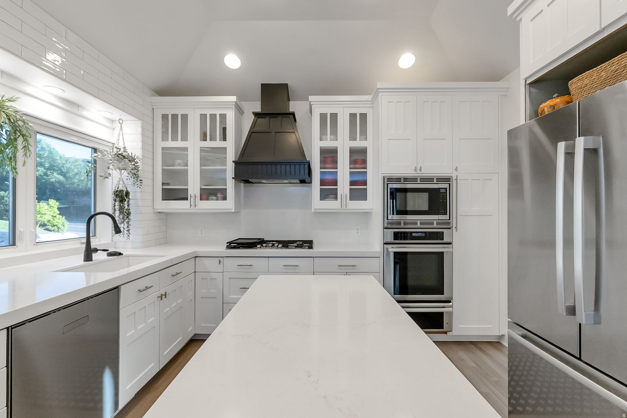 EAGLEWOOD ESTATES - Residential