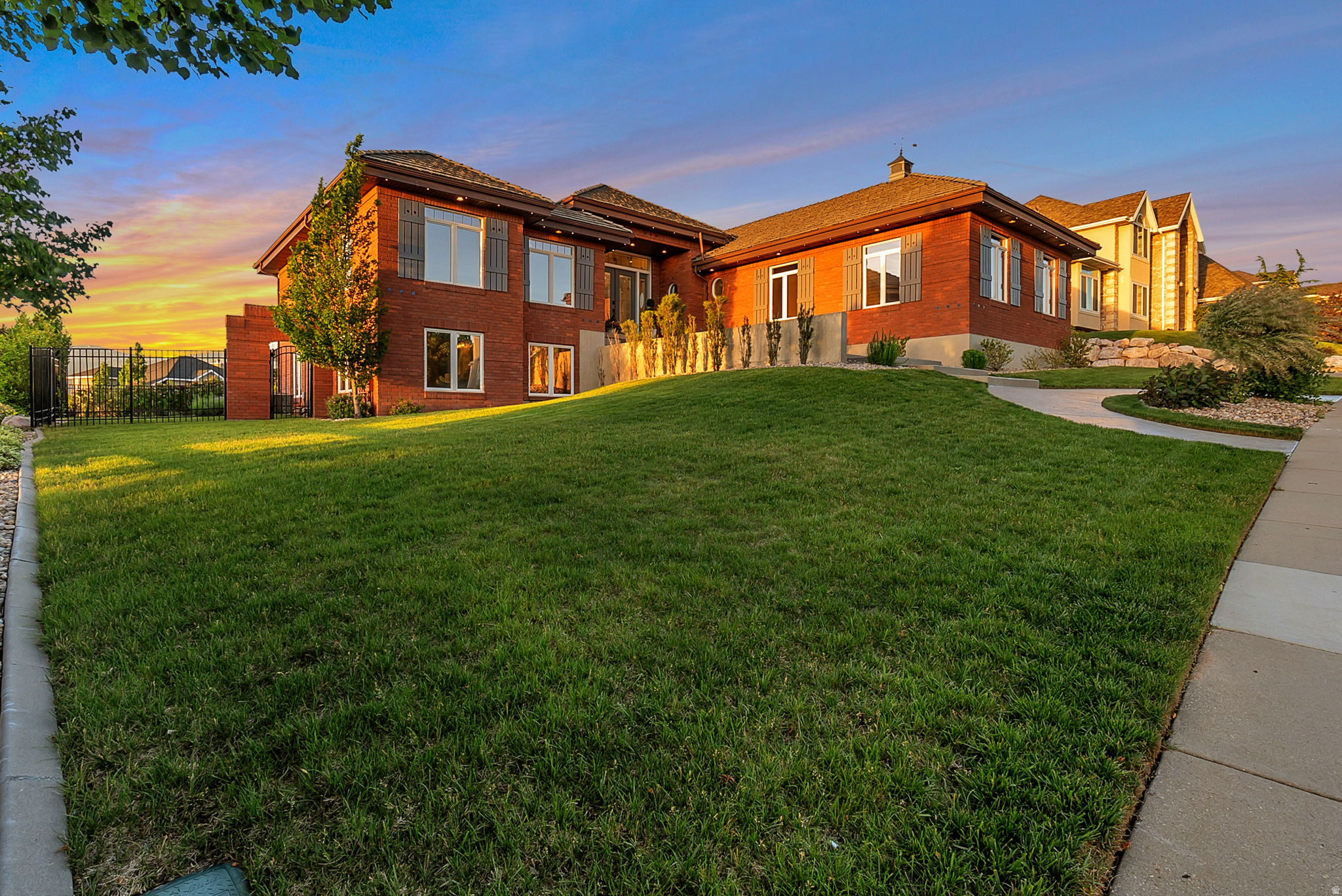 EAGLEWOOD ESTATES - Residential