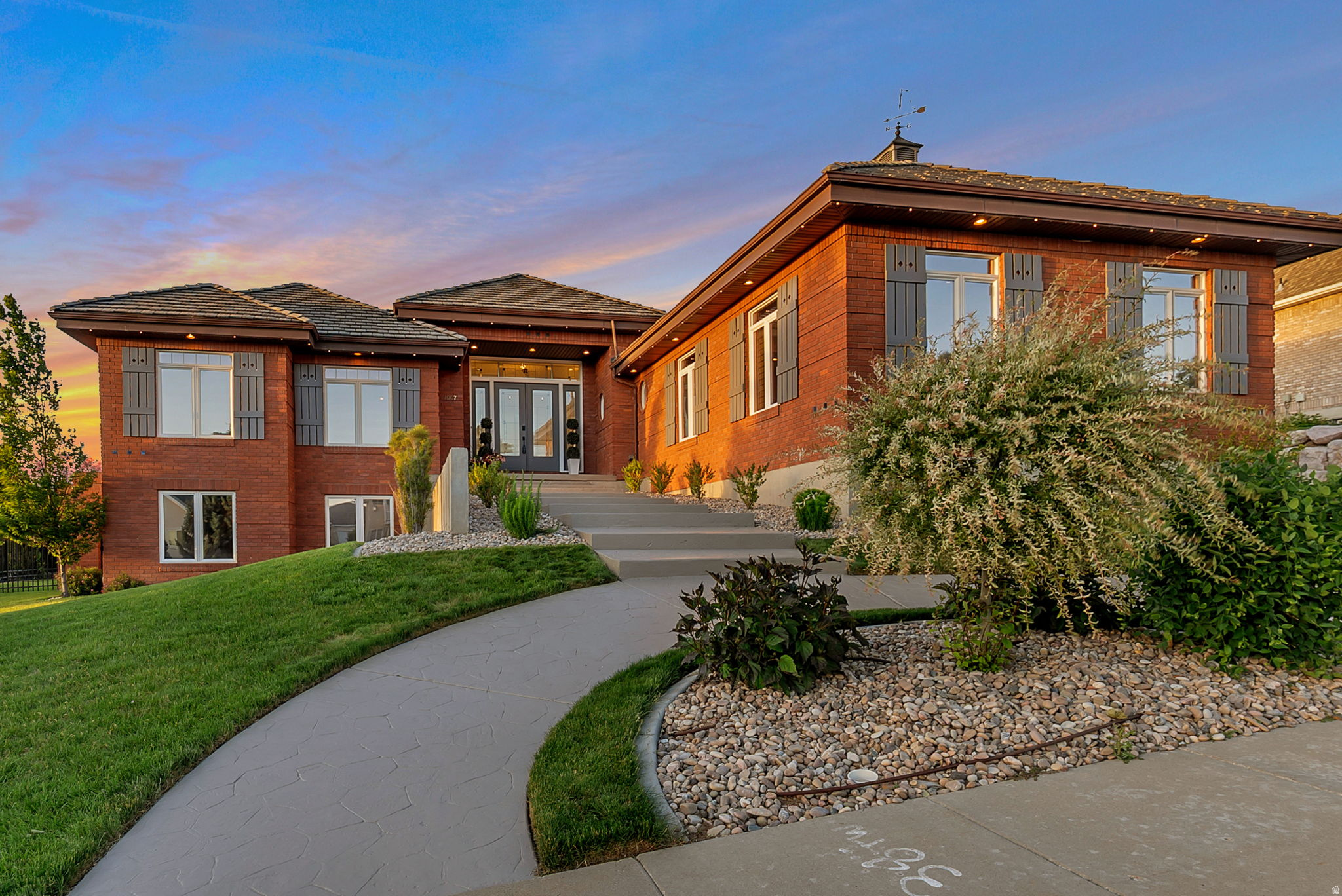 EAGLEWOOD ESTATES - Residential
