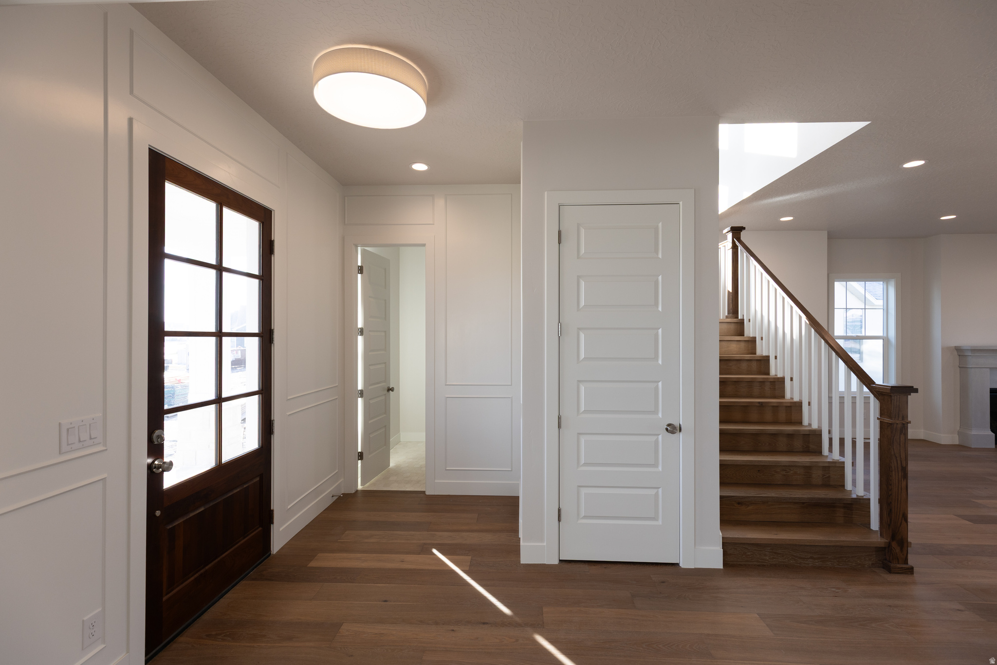 BEACON POINTE - Residential