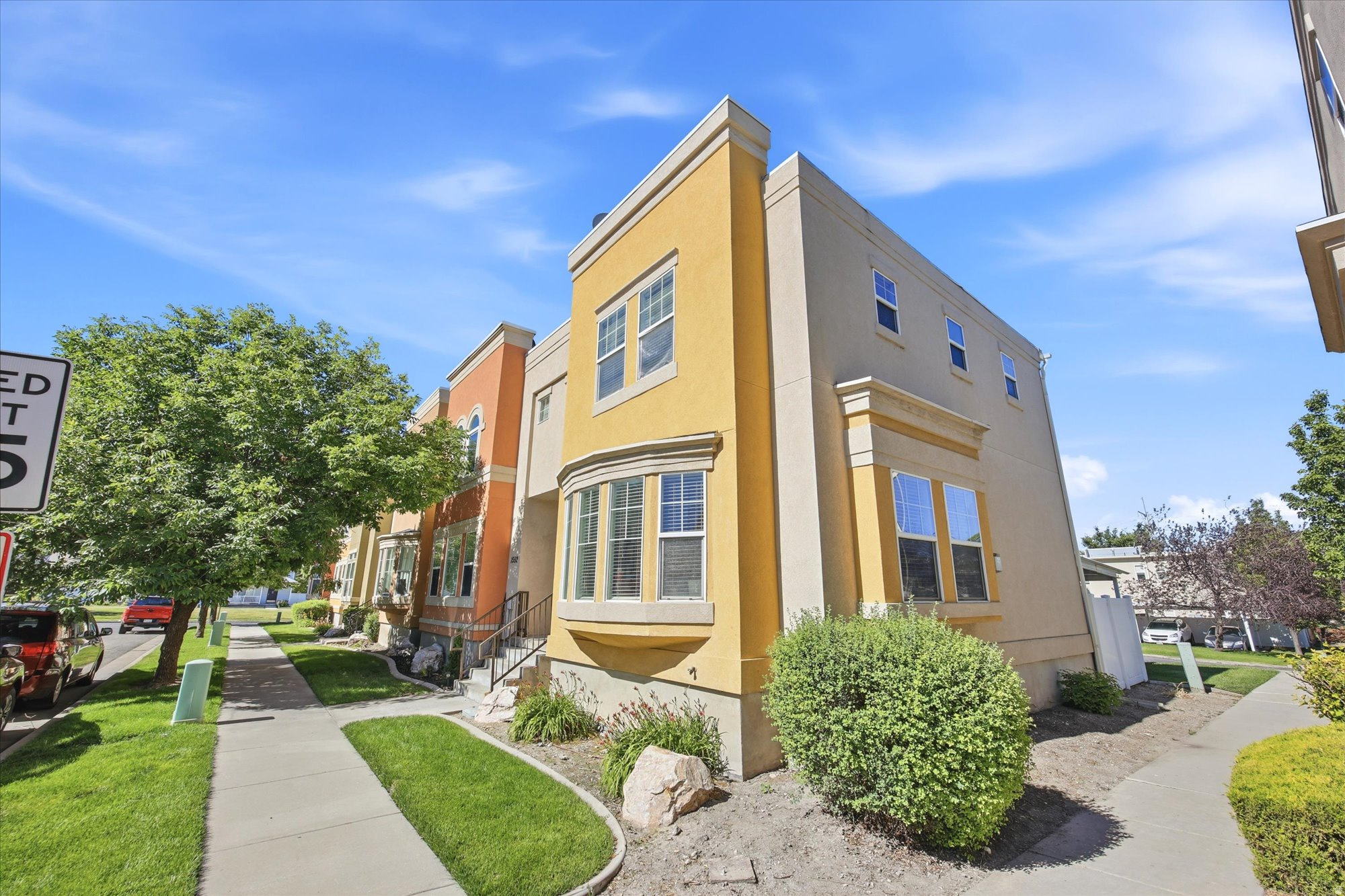 MADISON SQUARE TOWNH - Residential