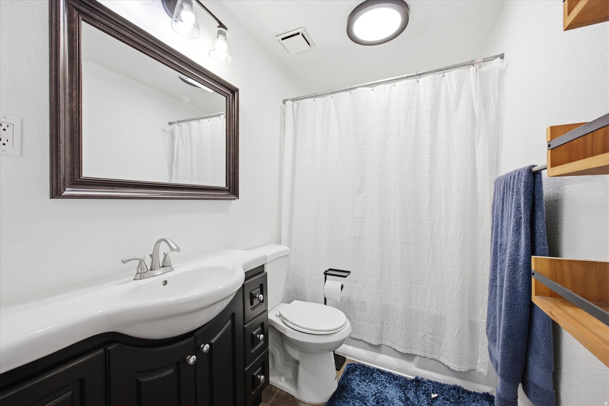 MADISON SQUARE TOWNH - Residential