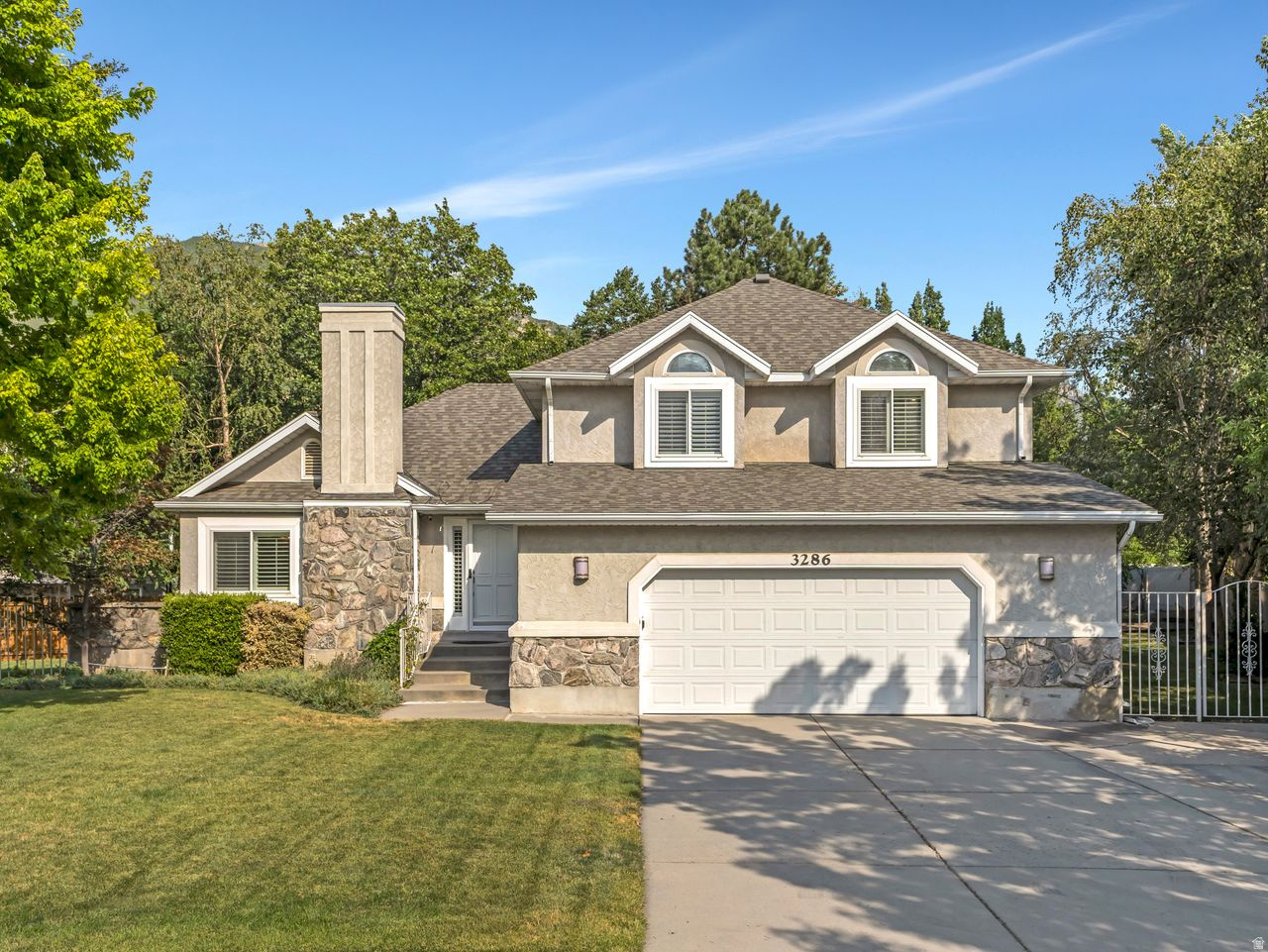 WILLOW CREEK - Residential