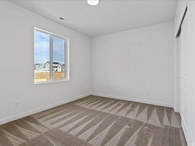 NORTH LAKE MEADOWS - Residential