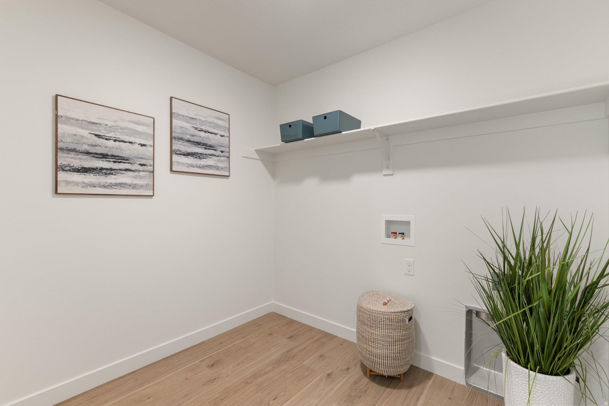 NORTH LAKE MEADOWS - Residential