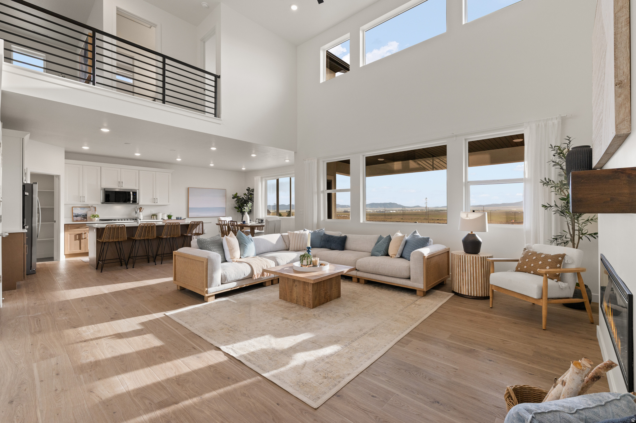 NORTH LAKE MEADOWS - Residential