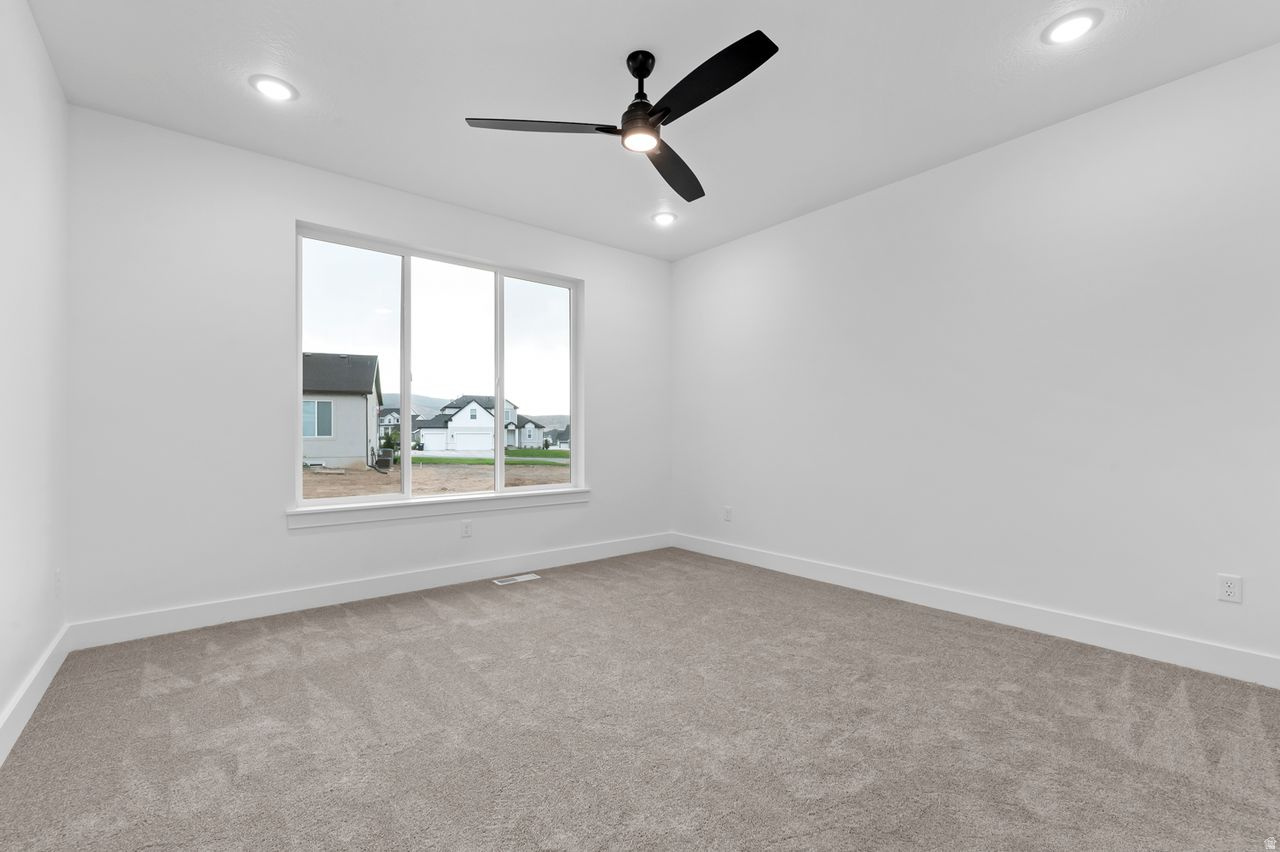 CARSON RIDGE - Residential