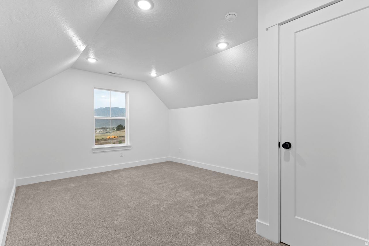 CARSON RIDGE - Residential