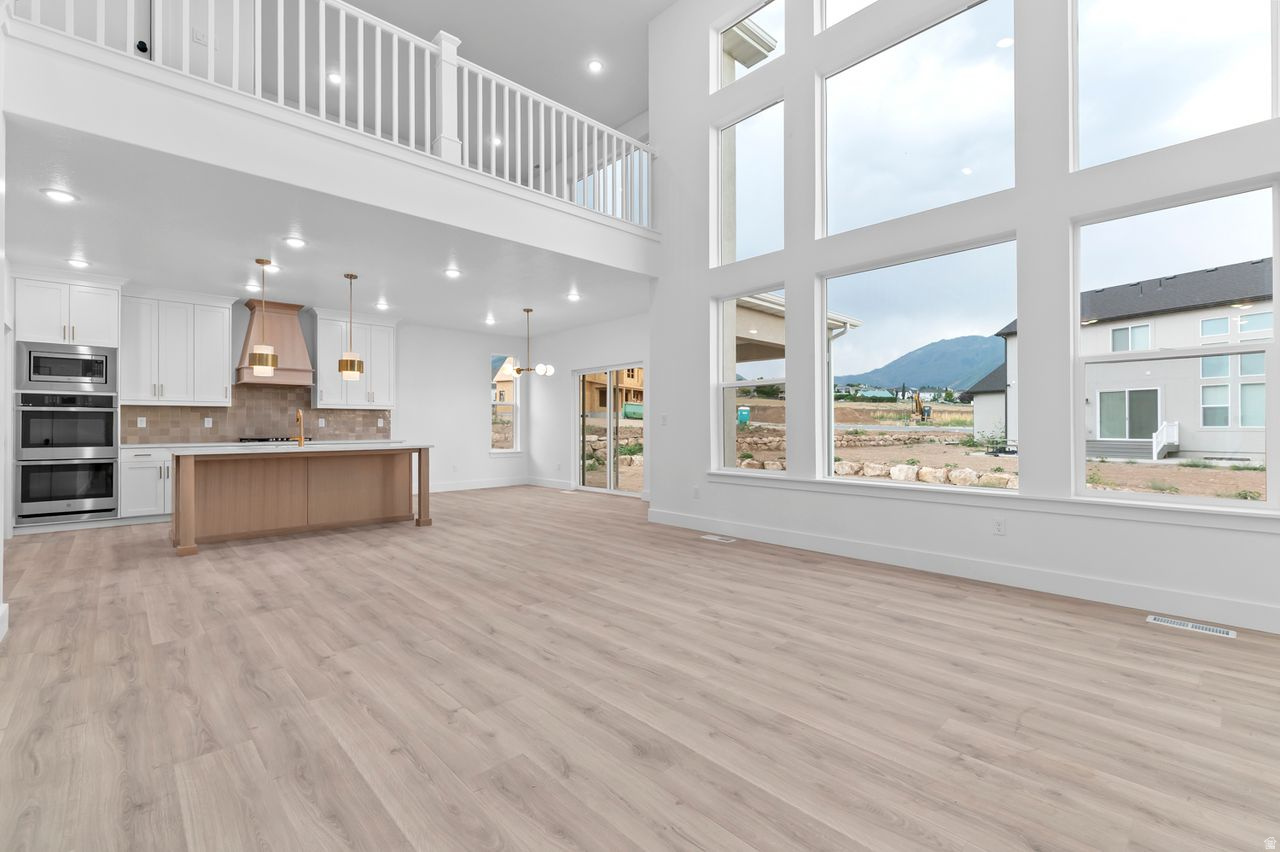 CARSON RIDGE - Residential